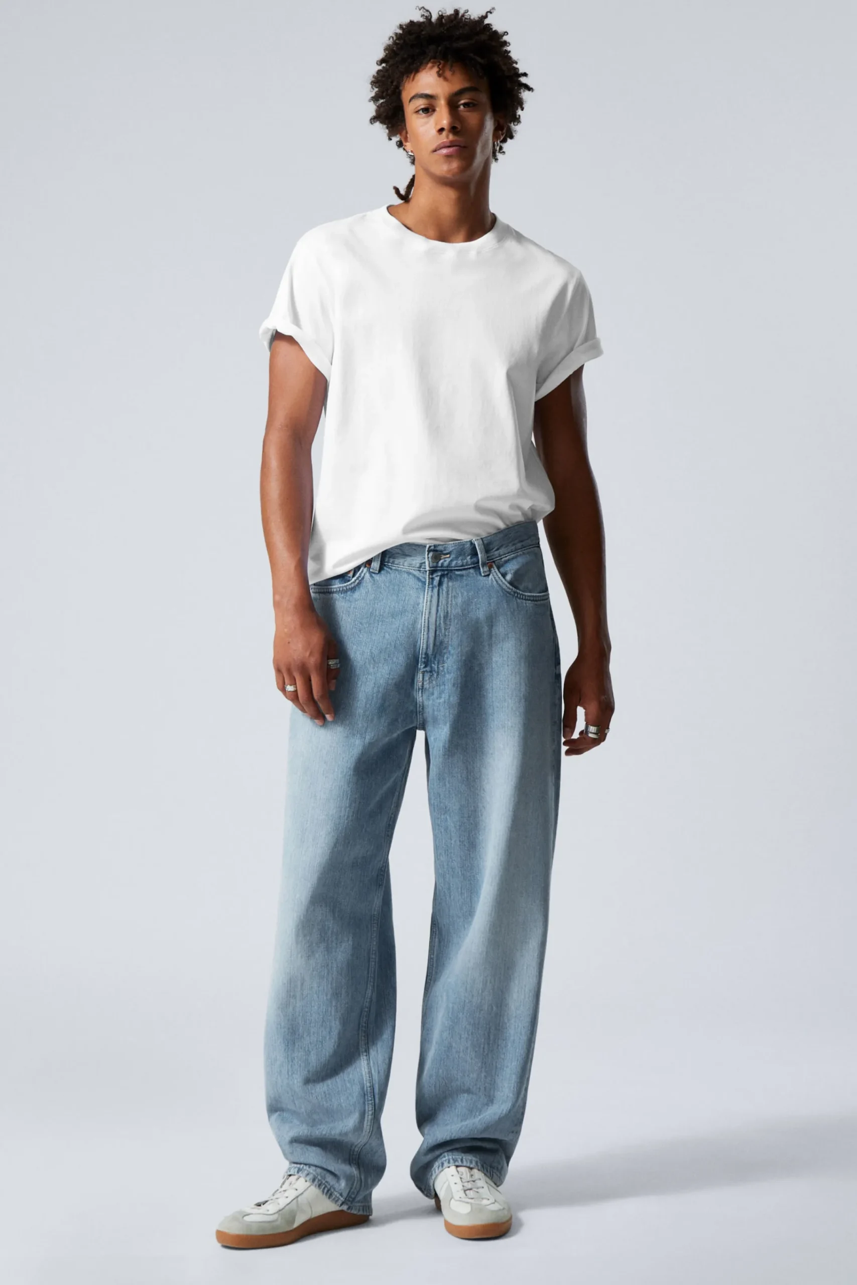 galaxy_loose_straight_leg_jeans_2-6.webp Weekday Jeans | Jeans<GALAXY LOOSE STRAIGHT LEG JEANS