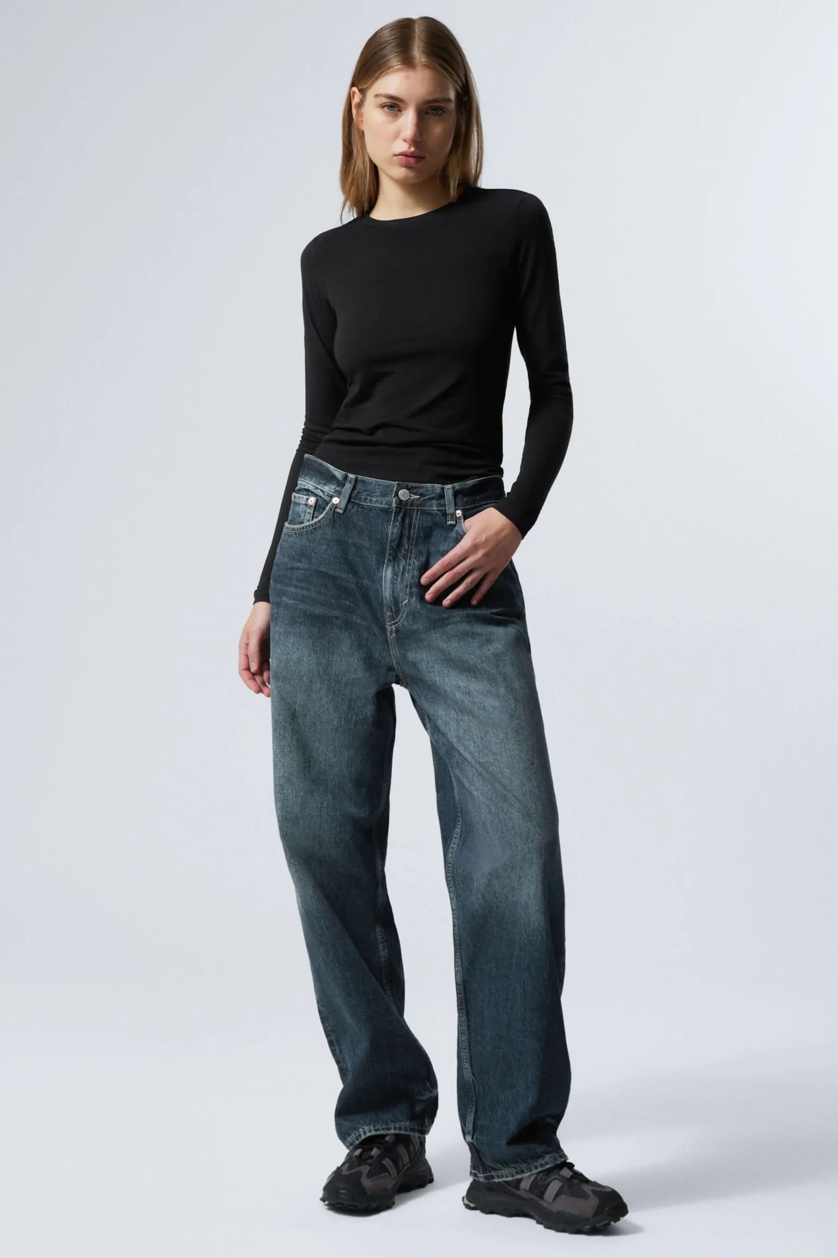 galaxy_loose_straight_leg_jeans_3-3.webp Weekday Jeans | Jeans<GALAXY LOOSE STRAIGHT LEG JEANS