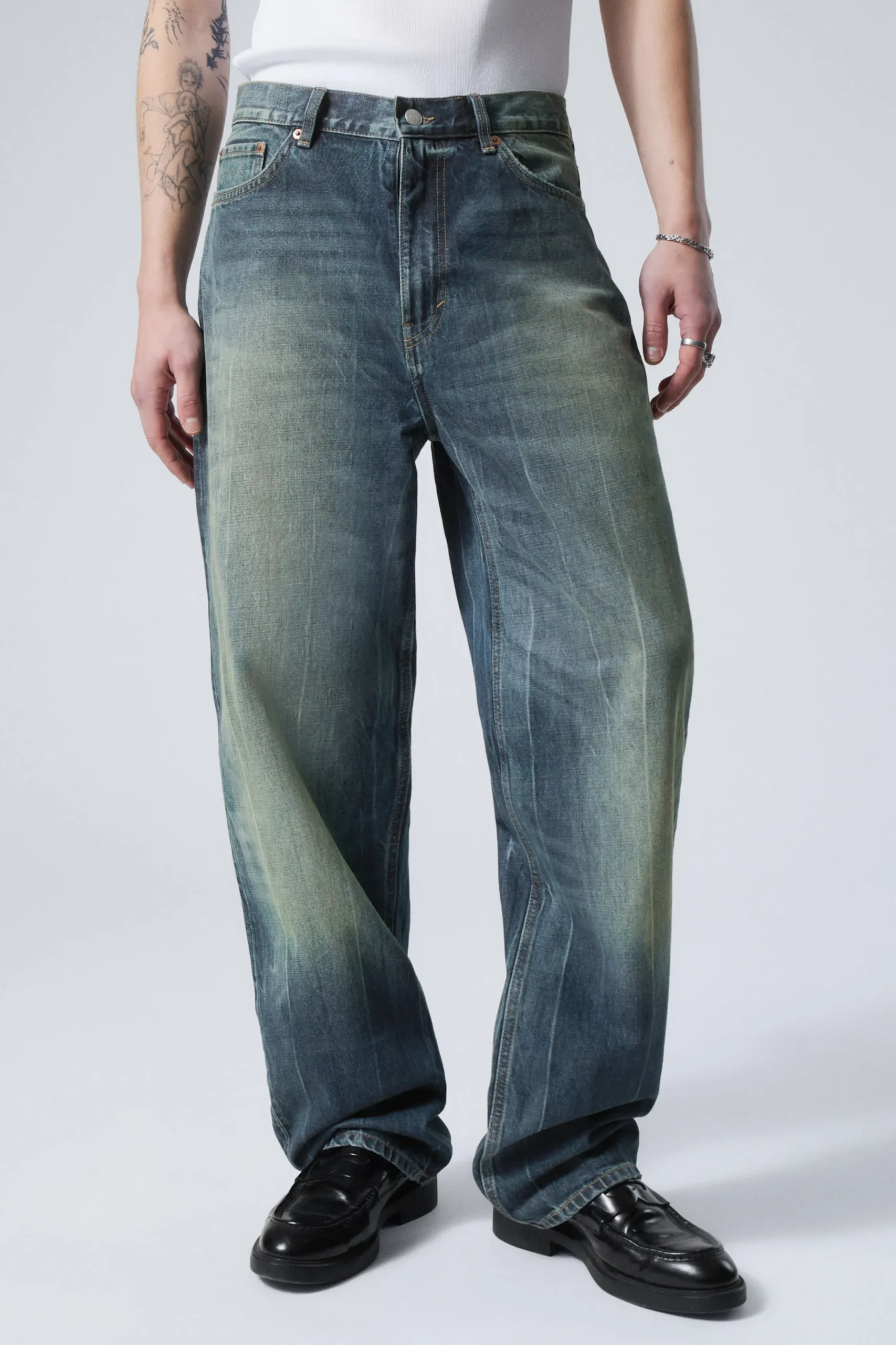 galaxy_loose_straight_leg_jeans_3-8.webp Weekday Jeans | Jeans<GALAXY LOOSE STRAIGHT LEG JEANS