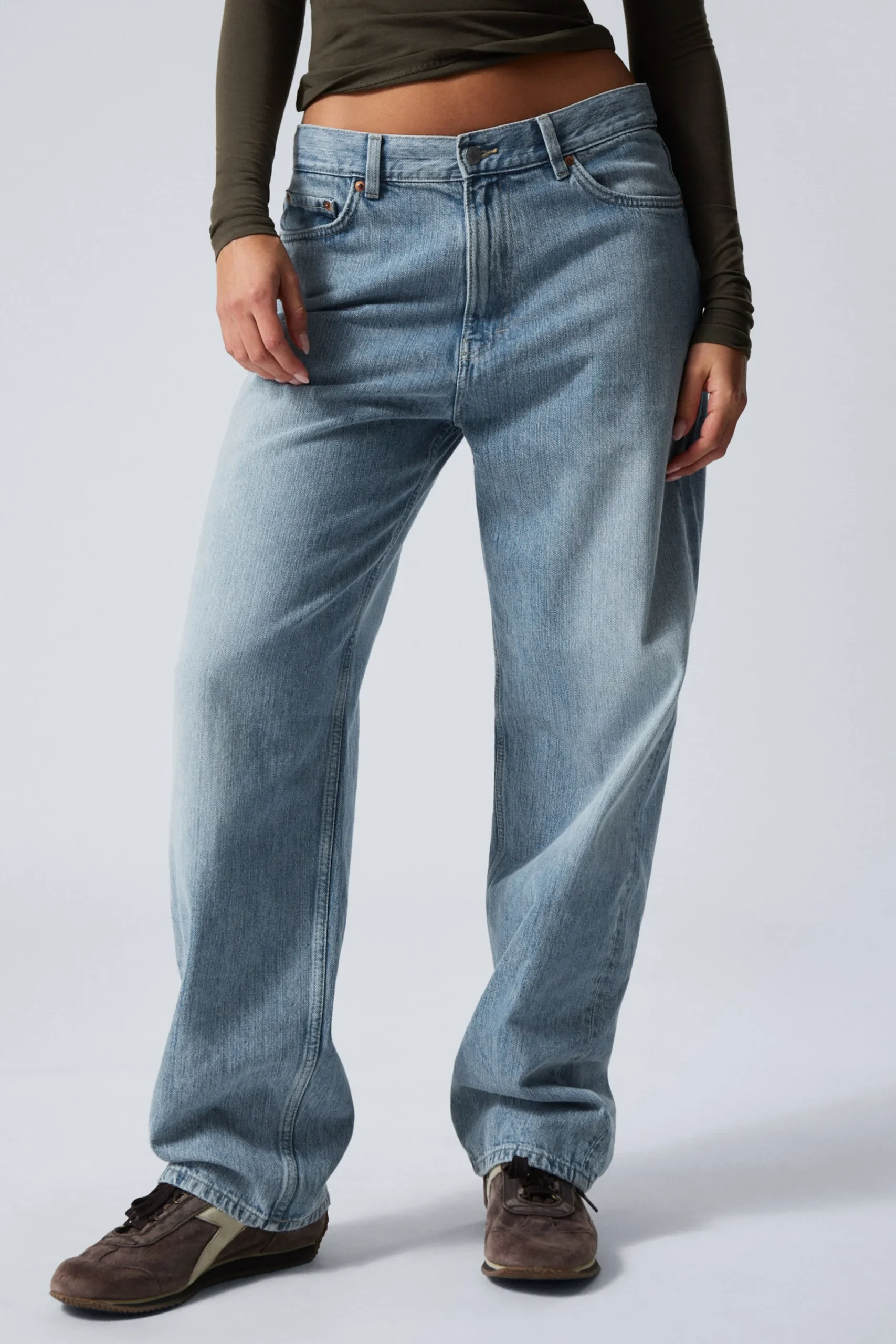 galaxy_loose_straight_leg_jeans_4-6.webp Weekday Jeans | Jeans<GALAXY LOOSE STRAIGHT LEG JEANS