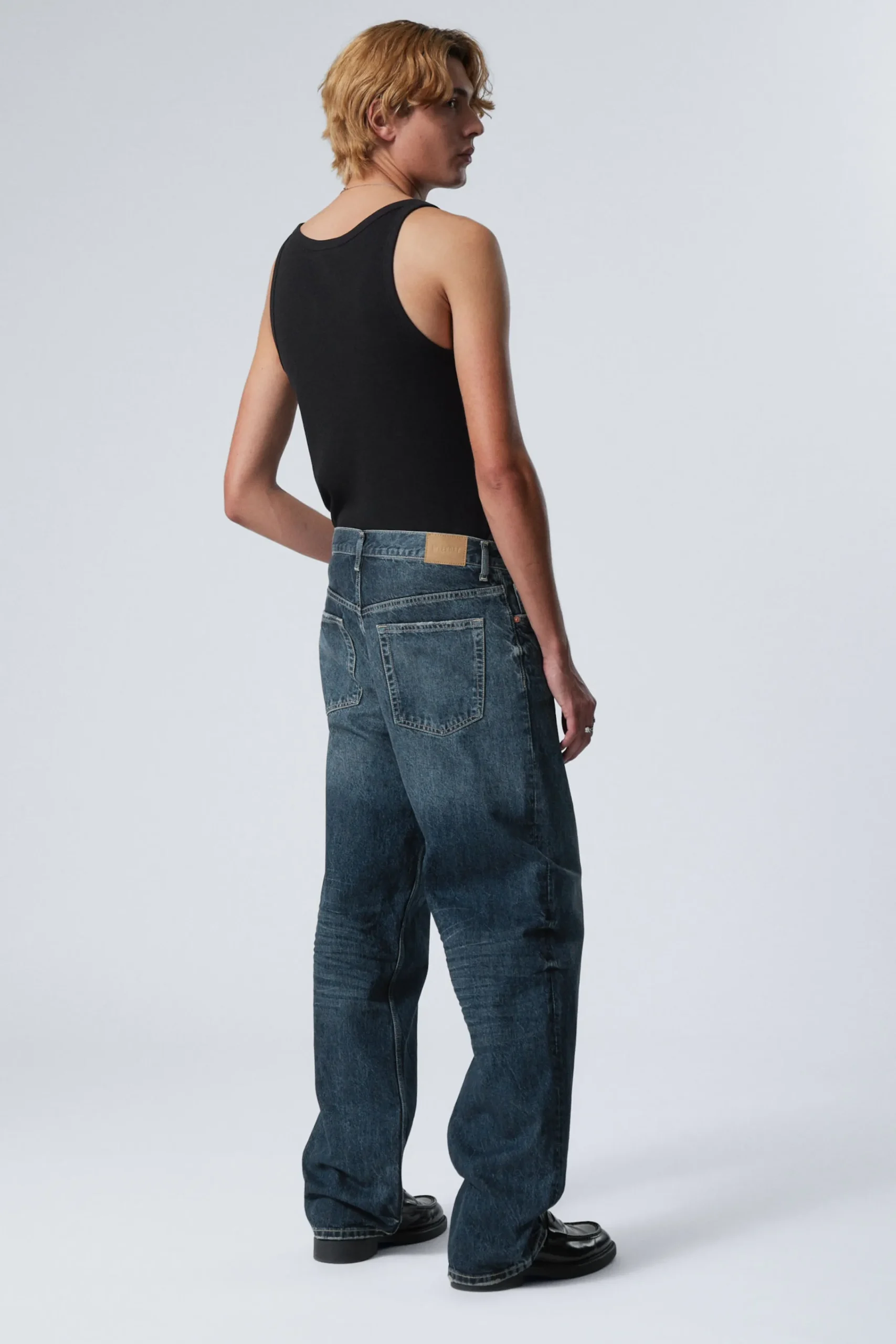 galaxy_loose_straight_leg_jeans_6-3.webp Weekday Jeans | Jeans<GALAXY LOOSE STRAIGHT LEG JEANS