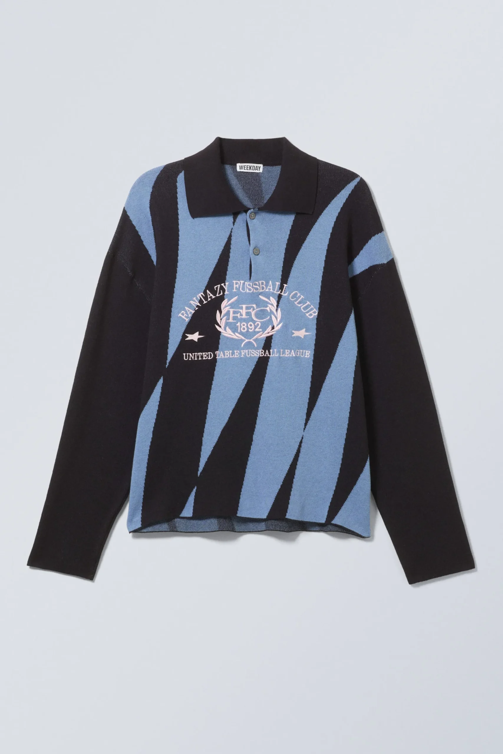 graphic_polo_sweater_2.webp Weekday Graphics | Stickat<GRAPHIC POLO SWEATER