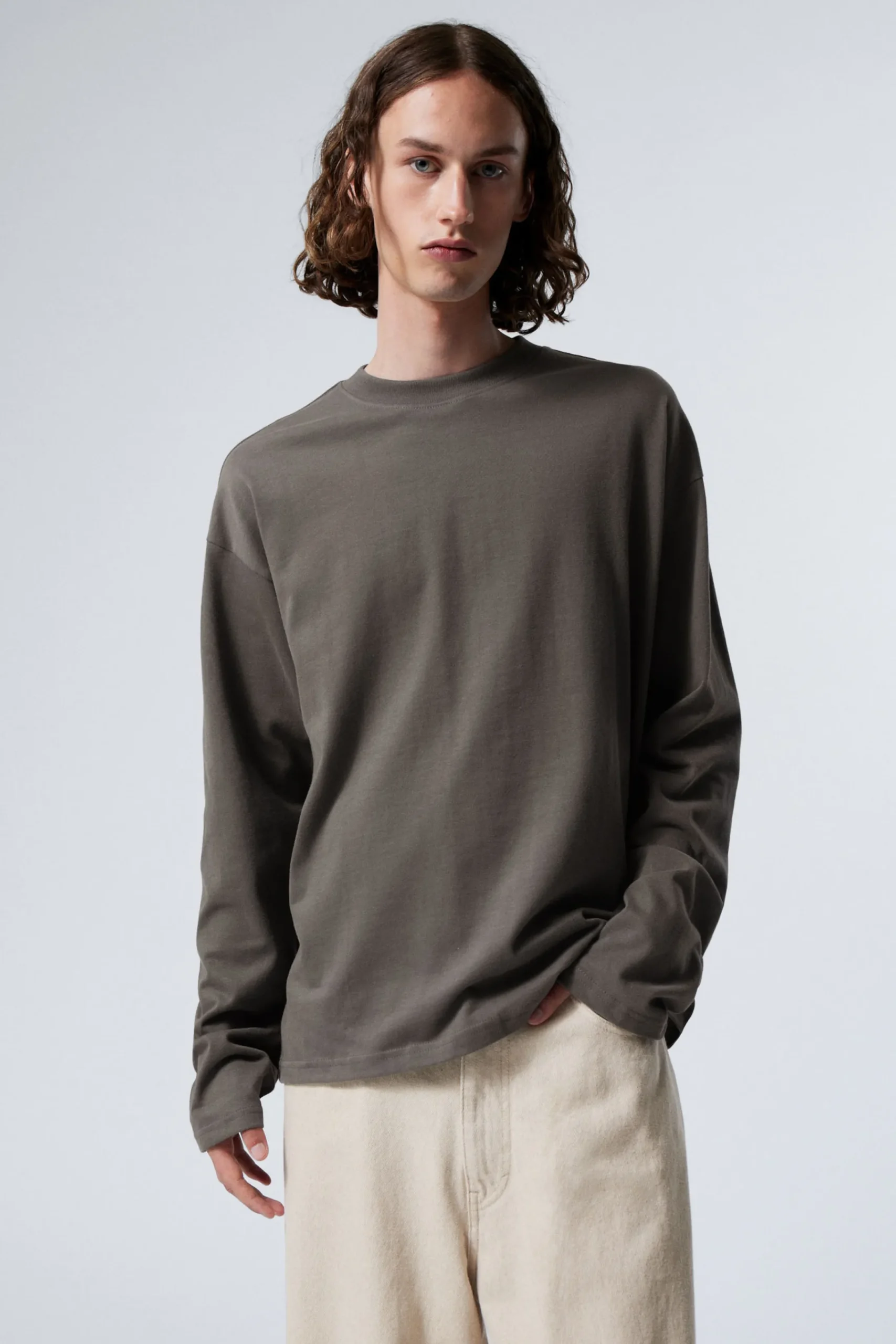 Weekday Basplagg | T-Shirtar & Toppar<GREAT BOXIG LÅNGÄRMAD T-SHIRT
