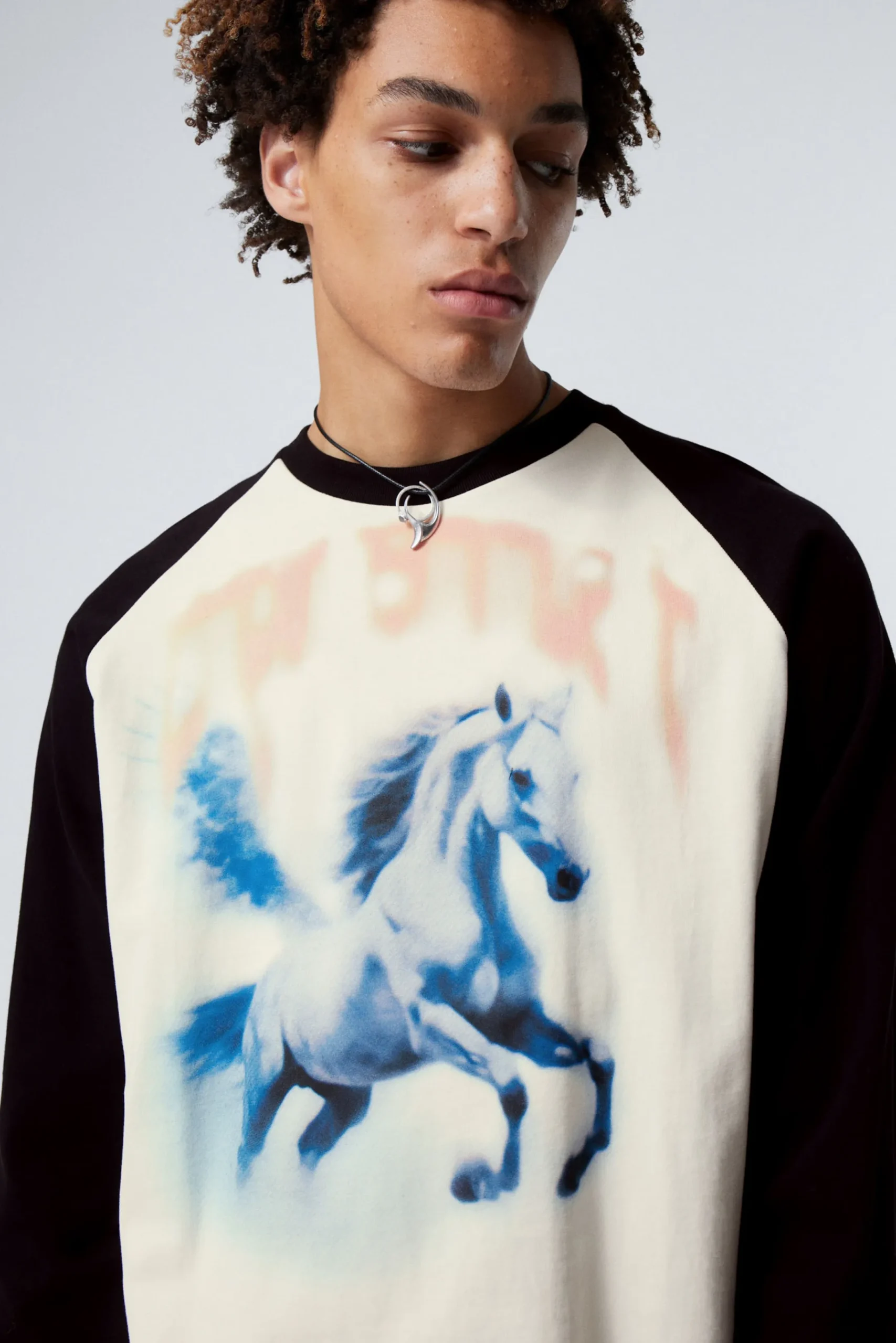 Weekday Graphics | T-Shirtar & Toppar<GREAT LÅNGÄRMAD BOXIG RAGLAN T-SHIRT