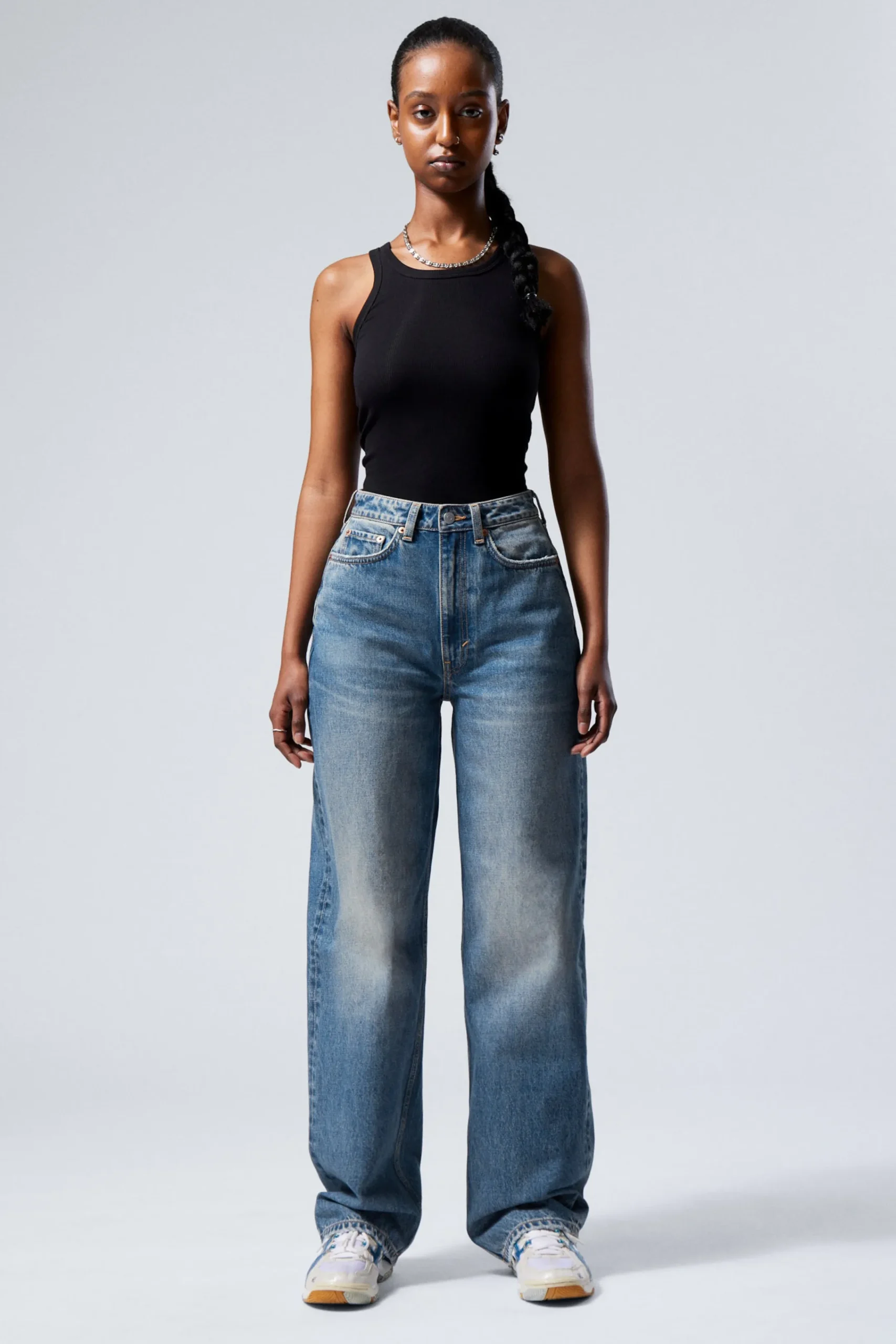 halo_curve_high_waist_regular_wide_leg_jeans_1.webp Weekday Jeans<HALO CURVE HIGH WAIST REGULAR WIDE LEG JEANS