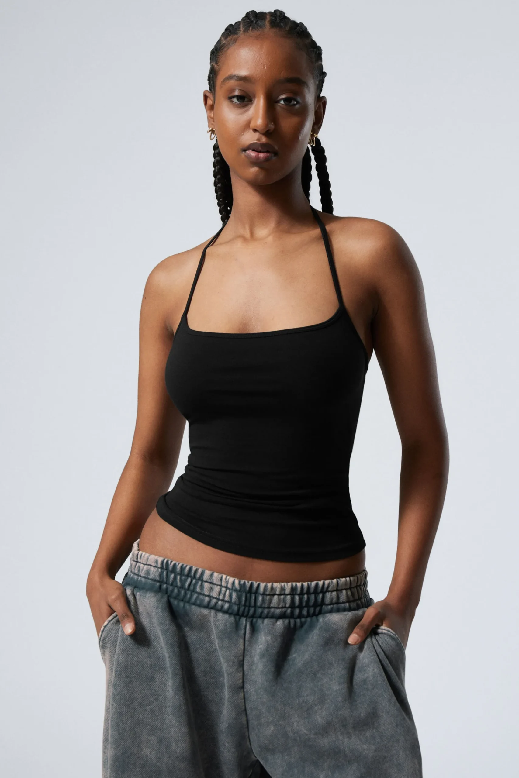 Weekday Toppar<HALTER-LINNE