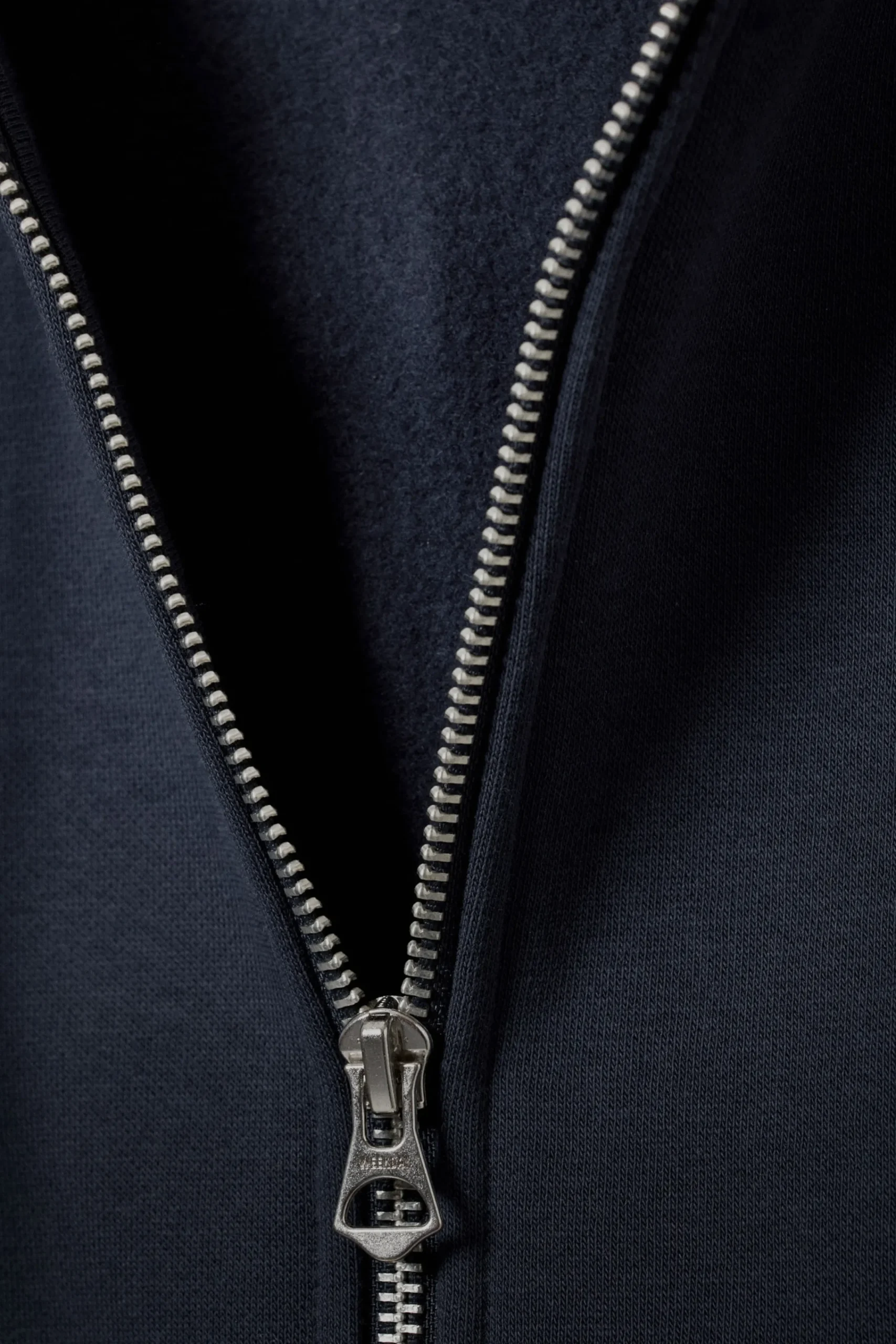 hoodie_med_dragkedja_4-1.webp Weekday Basplagg | Hoodies<HOODIE MED DRAGKEDJA