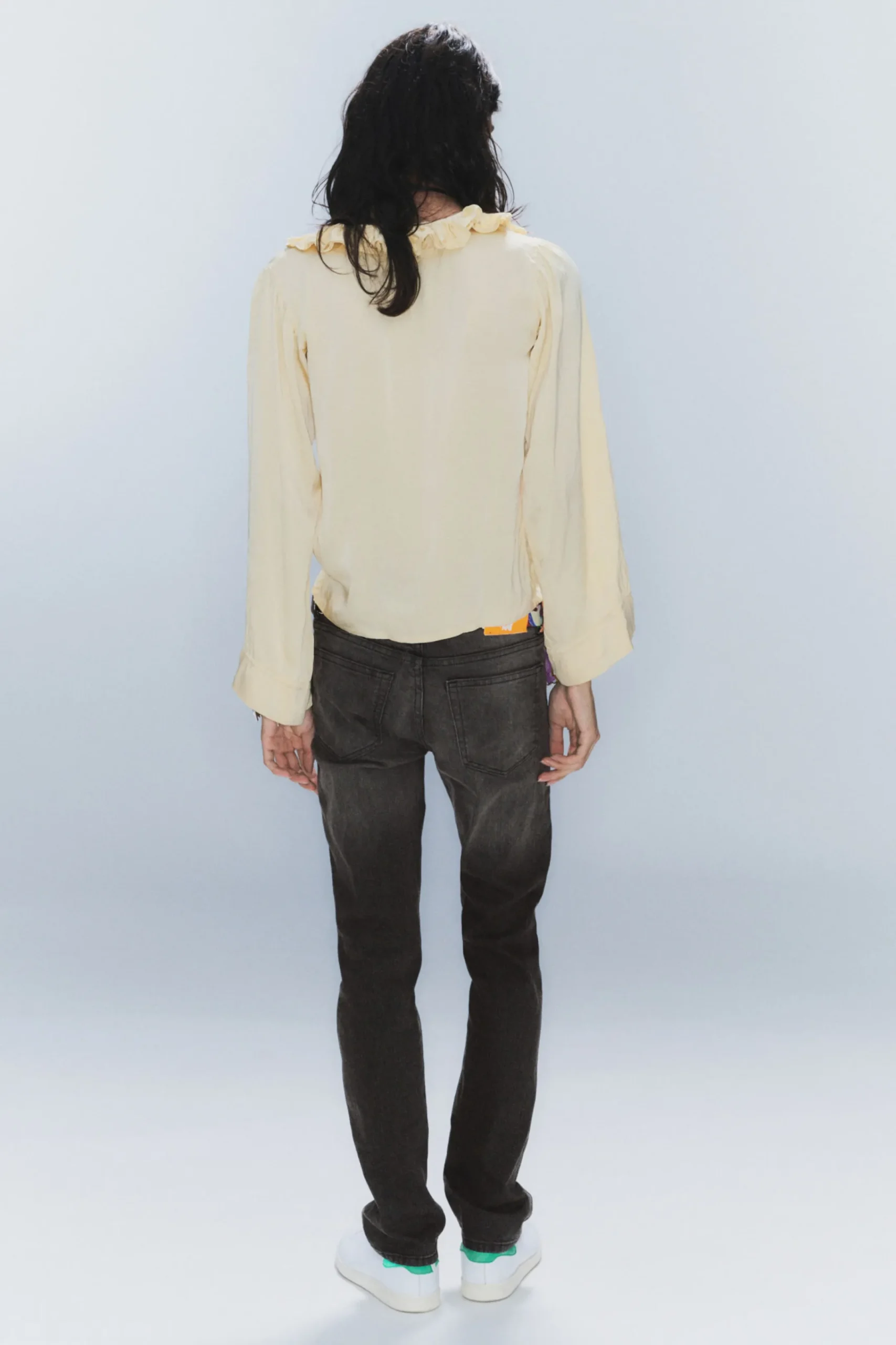 issue_low_waist_slim_tapered_jeans_3.webp Weekday Jeans<ISSUE LOW WAIST SLIM TAPERED JEANS