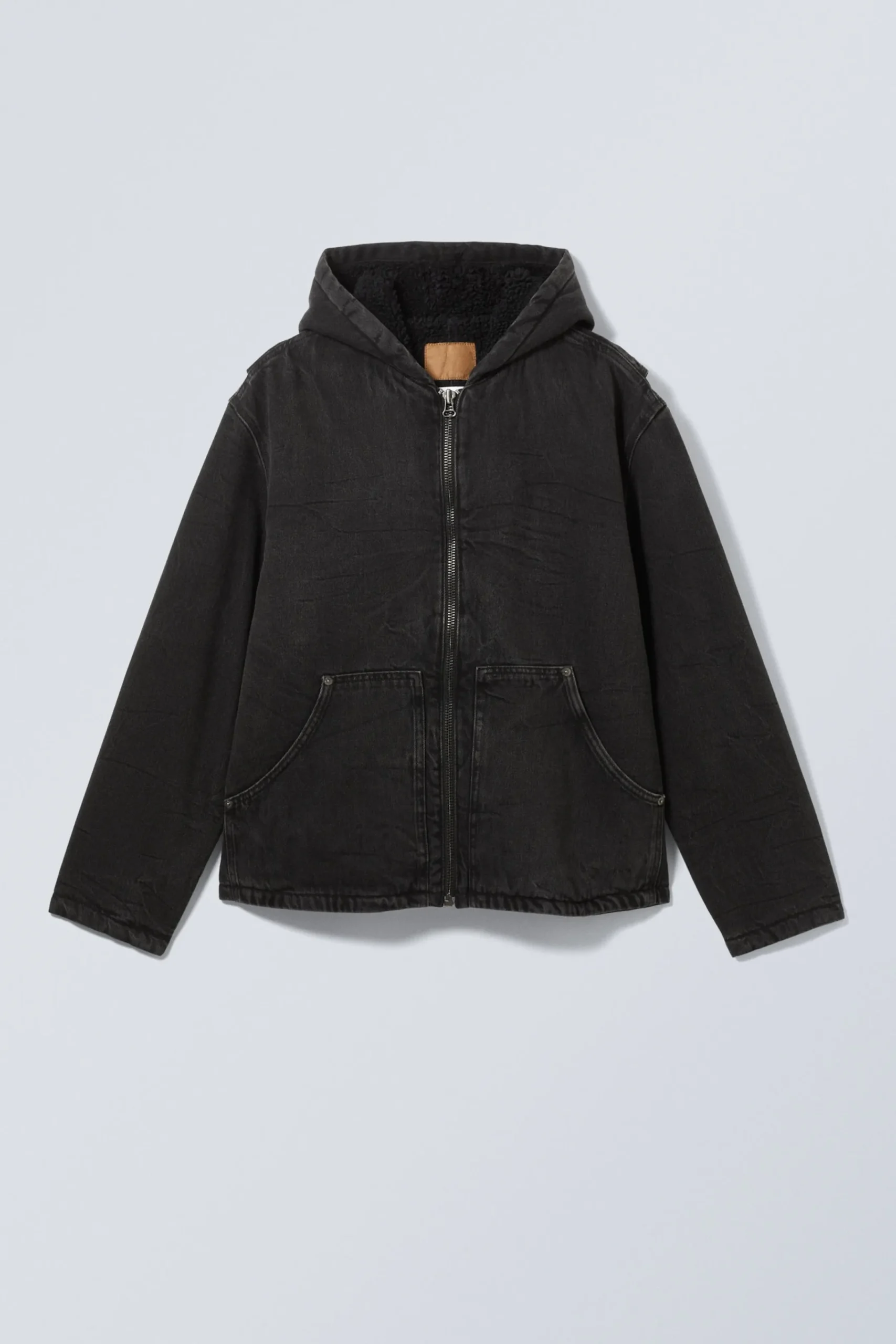 jeansjacka_med_huva_4.webp Weekday Jackor & Rockar<JEANSJACKA MED HUVA