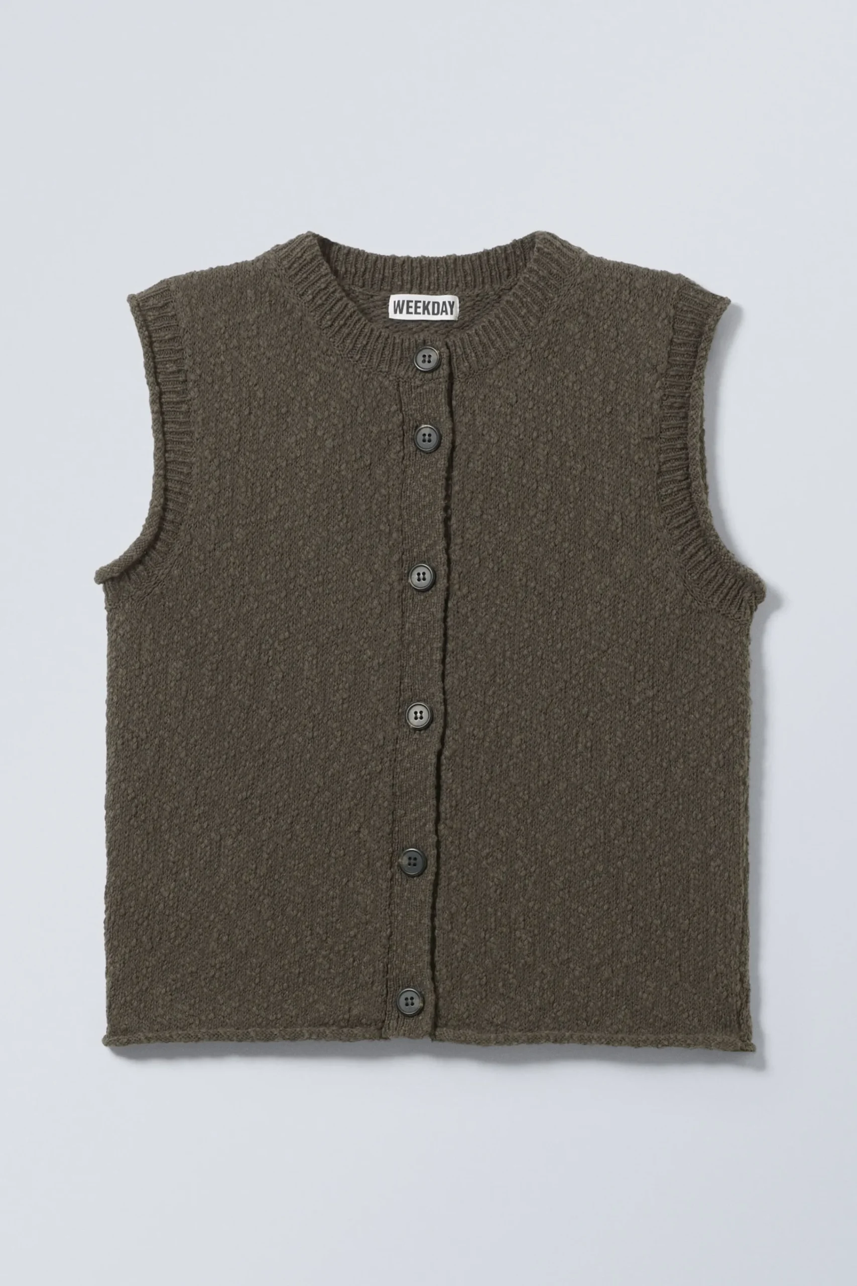 knitted_singlebreasted_vest_2-1.webp Weekday Stickat<KNITTED SINGLEBREASTED VEST