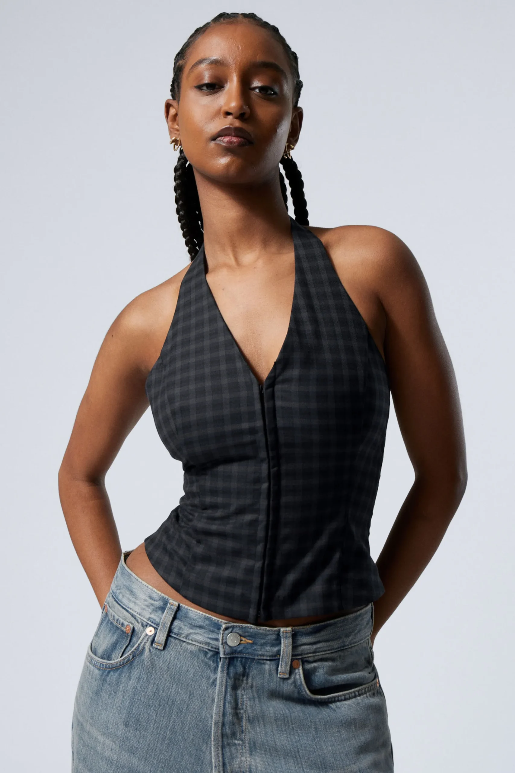 Weekday Toppar<KORT HALTERNECK-TOPP