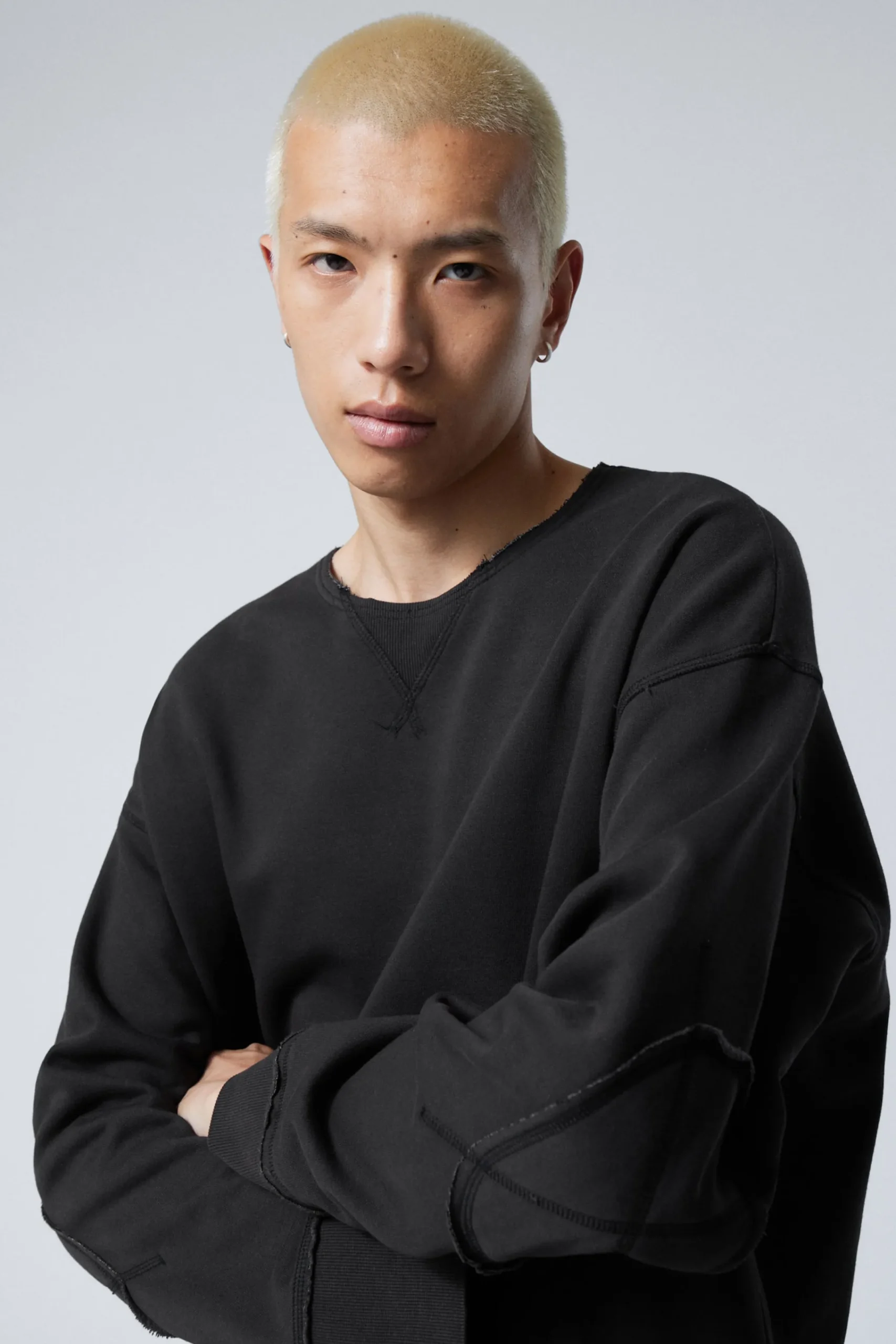 Weekday Sweatshirts<KORT SLITEN SWEATSHIRT