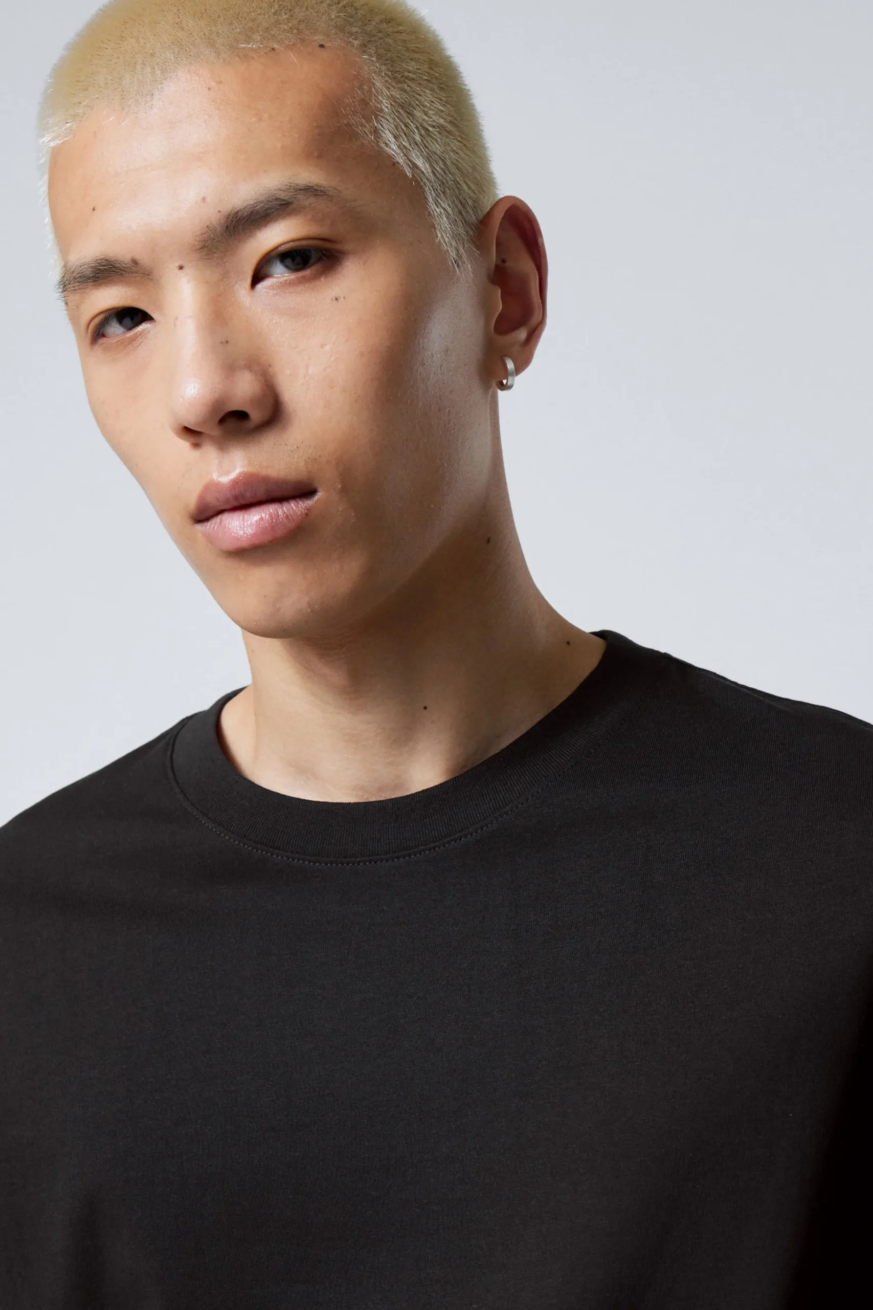 Weekday Basplagg | T-Shirtar & Toppar<KRAFTIG KORT BOXIG T-SHIRT