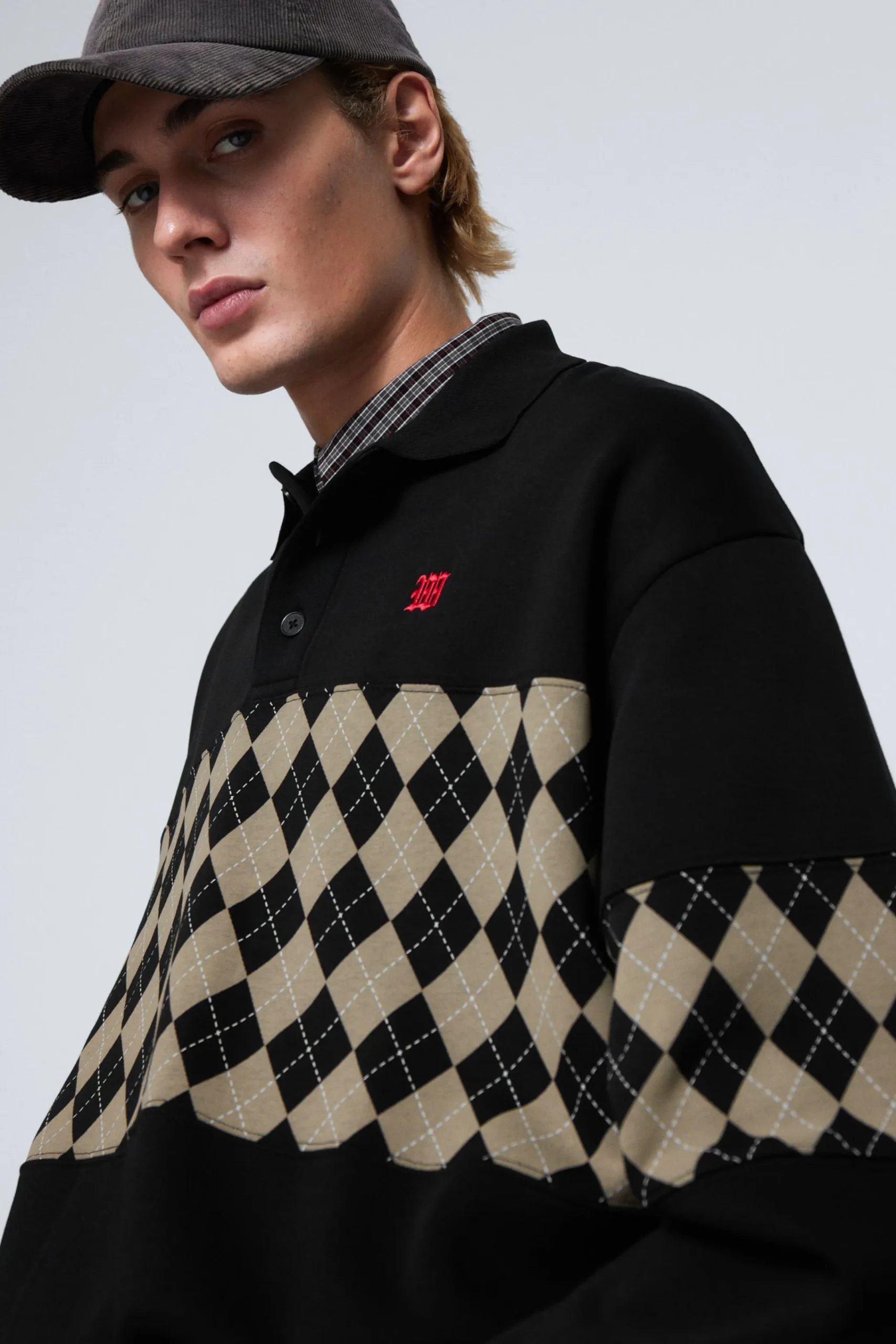 Weekday Graphics | Sweatshirts<LEDIG GRAFISK PIKÉTRÖJA