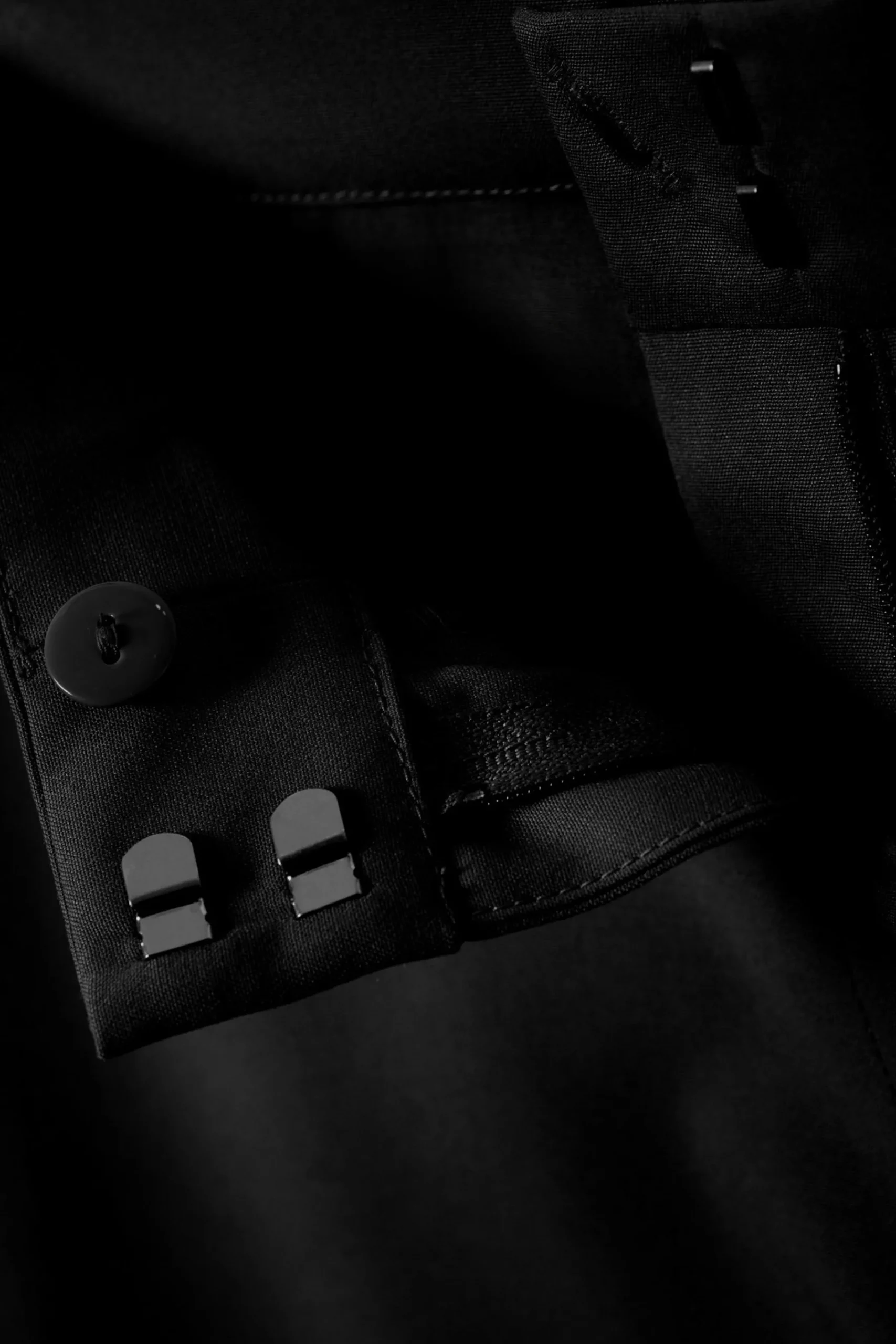 lga_kostymbyxor_med_ledig_passform_4.webp Weekday Byxor<LÅGA KOSTYMBYXOR MED LEDIG PASSFORM