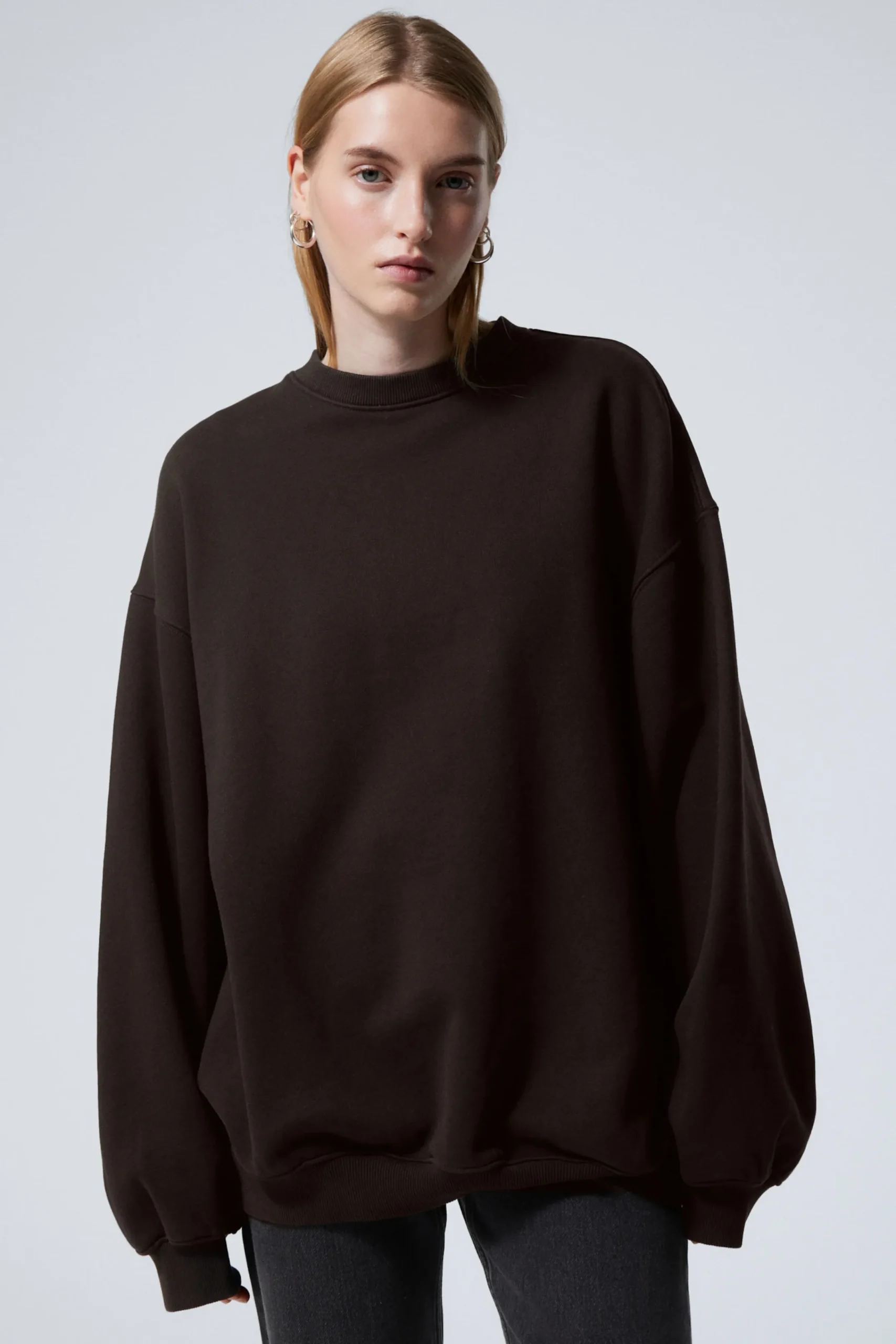 Weekday Sweatshirts | Basplagg<LÅNGÄRMAD OVERSIZED TRÖJA