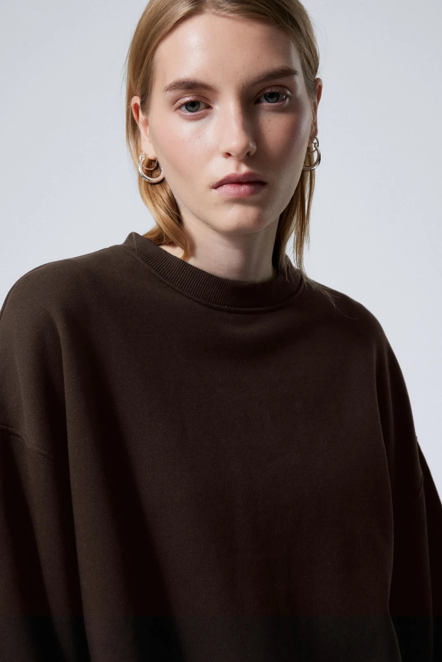Weekday Sweatshirts | Basplagg<LÅNGÄRMAD OVERSIZED TRÖJA
