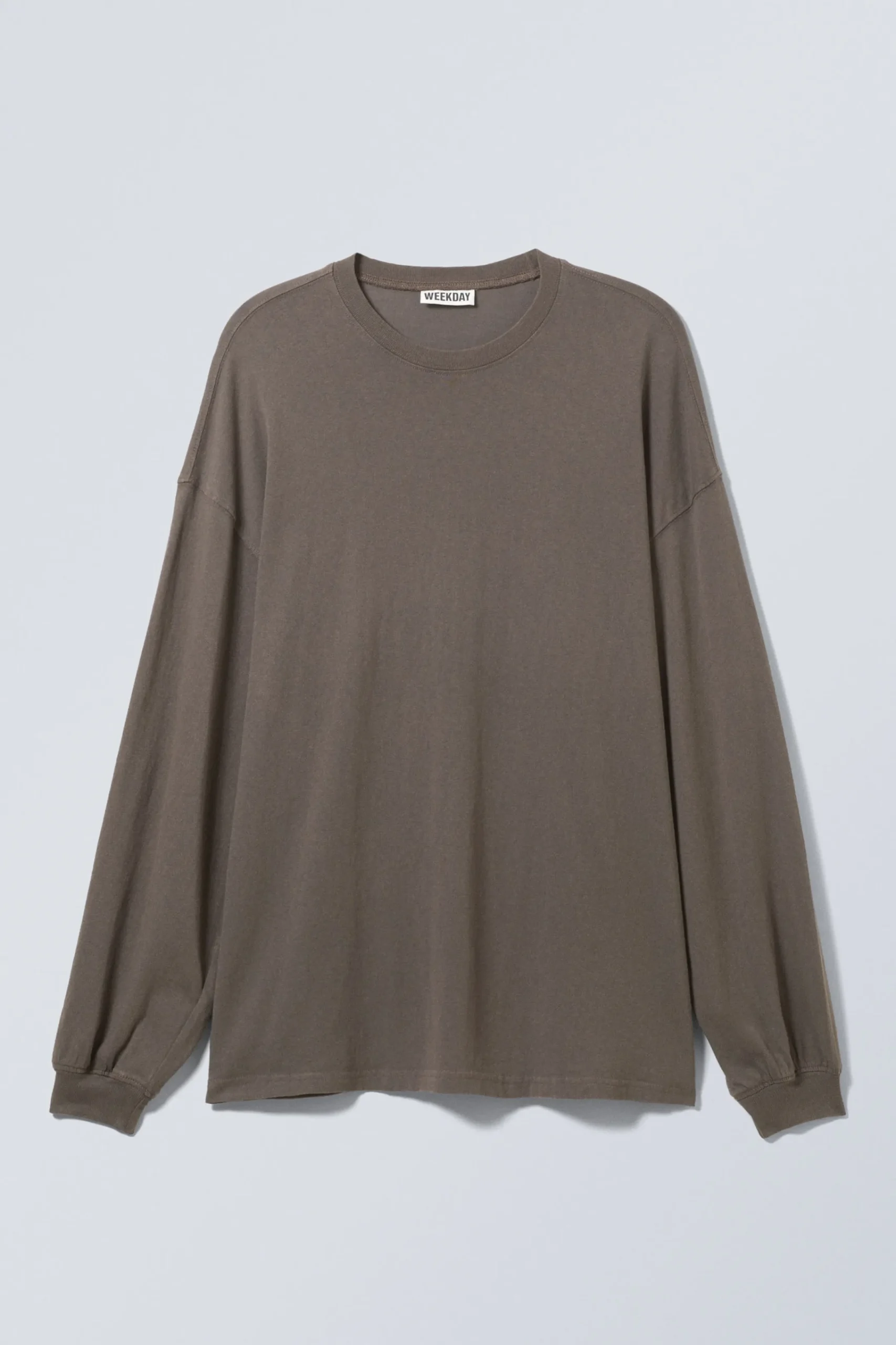 lngrmad_oversized_tshirt_2.webp Weekday Basplagg | Toppar<LÅNGÄRMAD OVERSIZED T-SHIRT