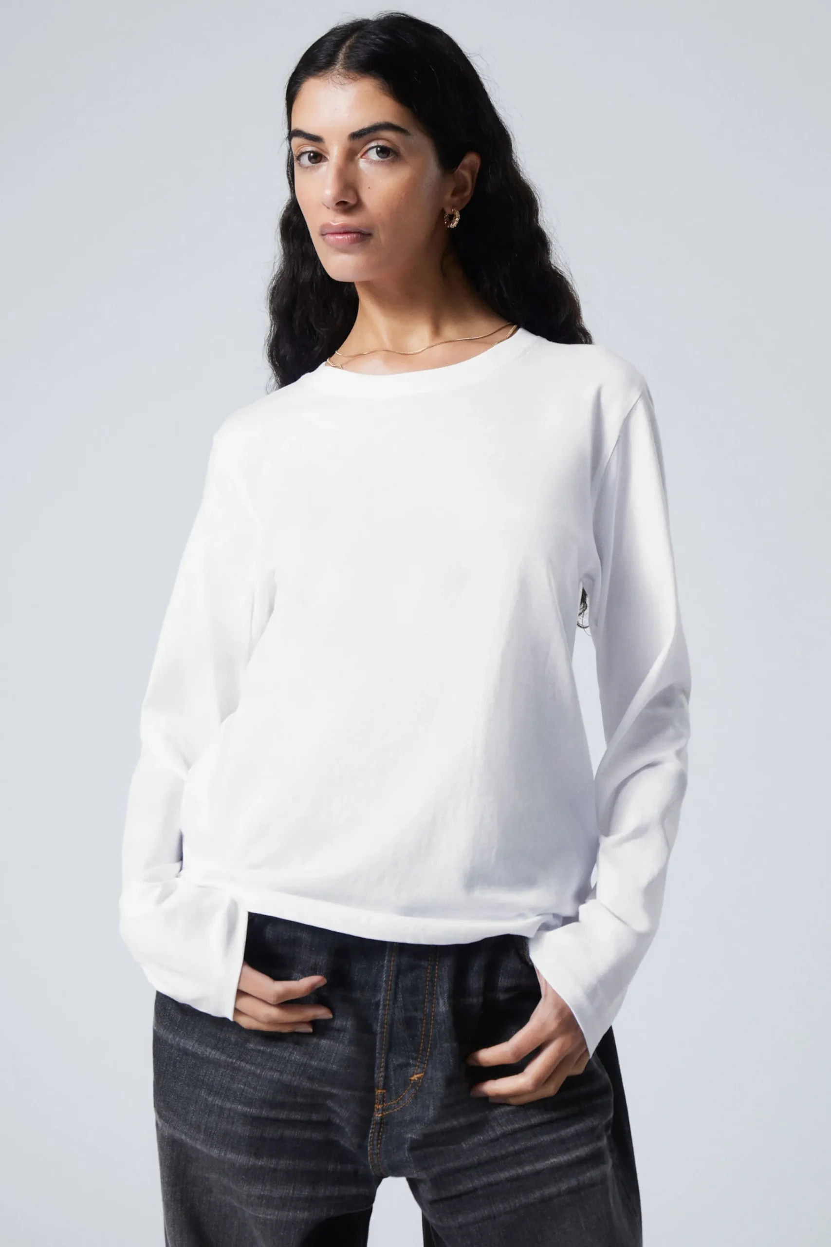 Weekday Basplagg<LÅNGÄRMAD TOPP ESSENCE