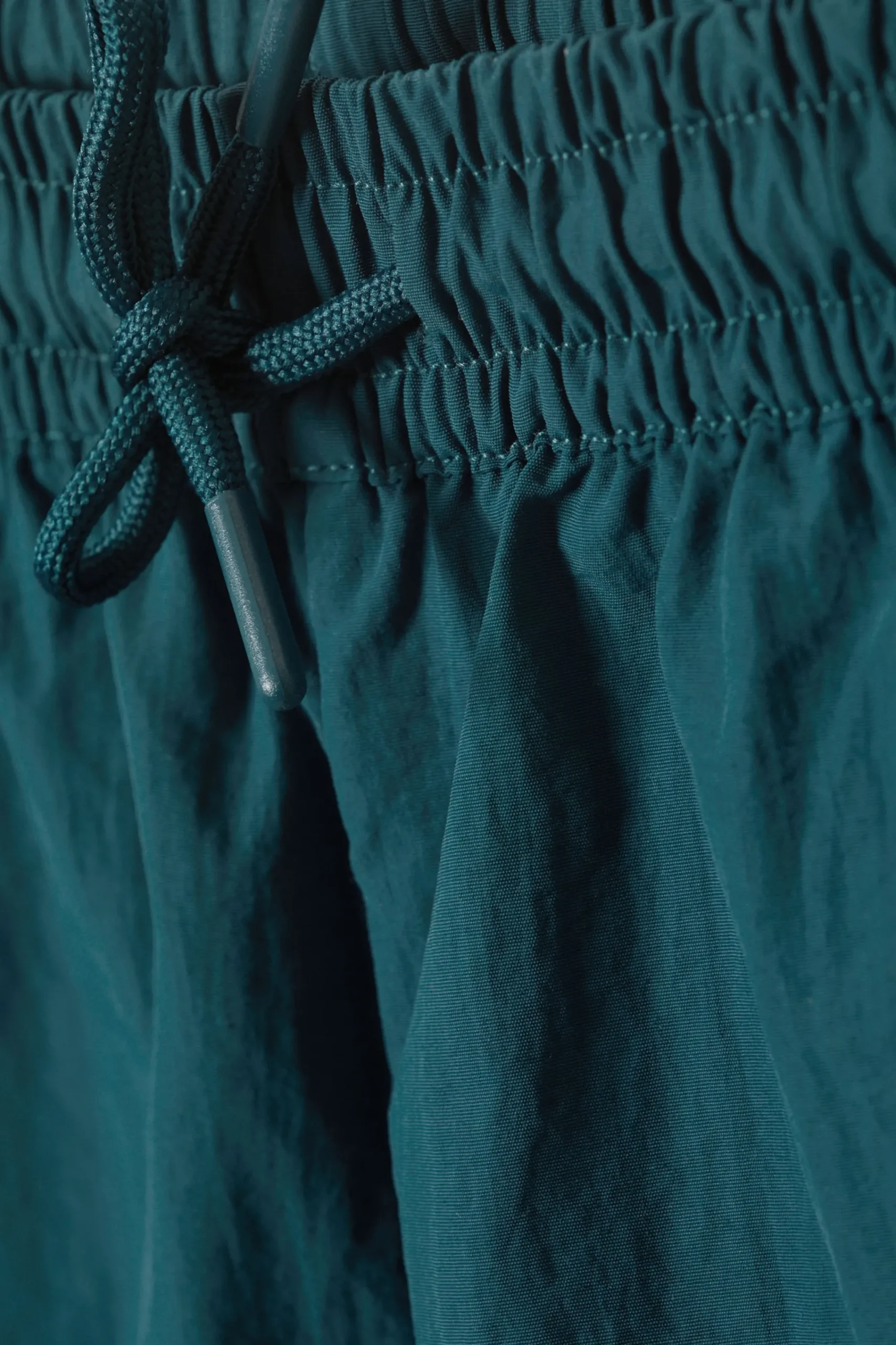Weekday Badkläder<MEDELLÅNGA STRUKTURERADE BADSHORTS
