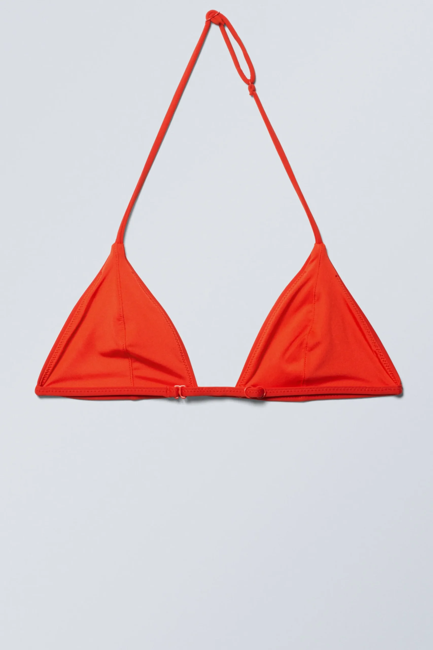 Weekday Badkläder<MINI TRIANGEL-BIKINITOPP I SCUBA MATERIAL