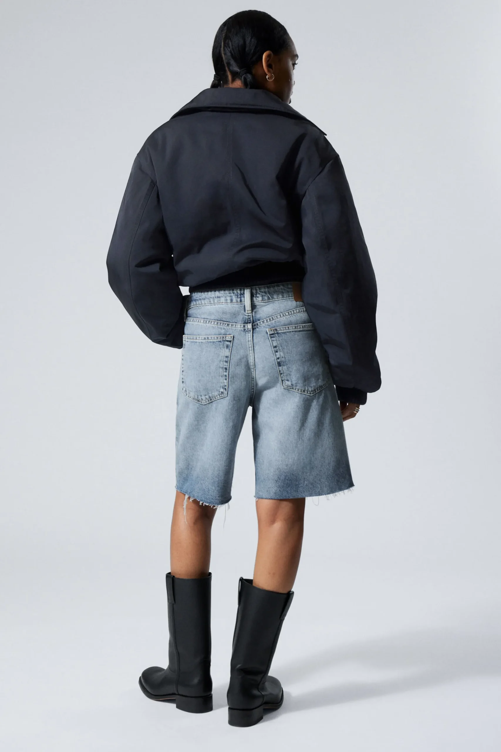 monterey_denim_shorts_2.webp Weekday Shorts<MONTEREY DENIM SHORTS
