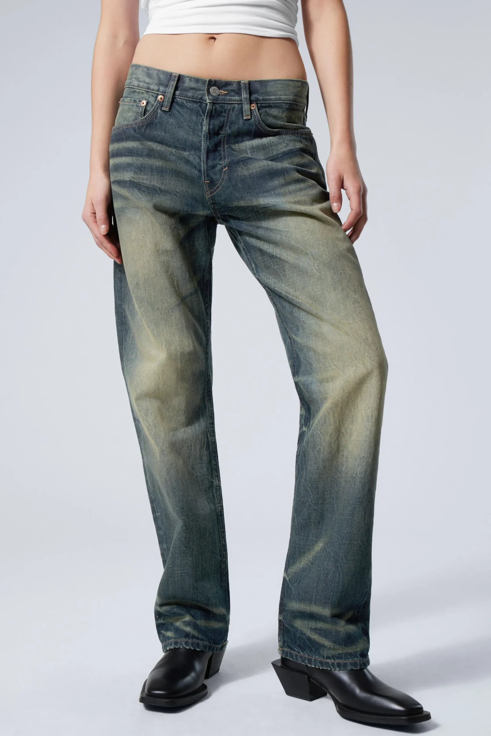 orbit_mid_waist_regular_straight_leg_jeans_3.webp Weekday Jeans<ORBIT MID WAIST REGULAR STRAIGHT LEG JEANS