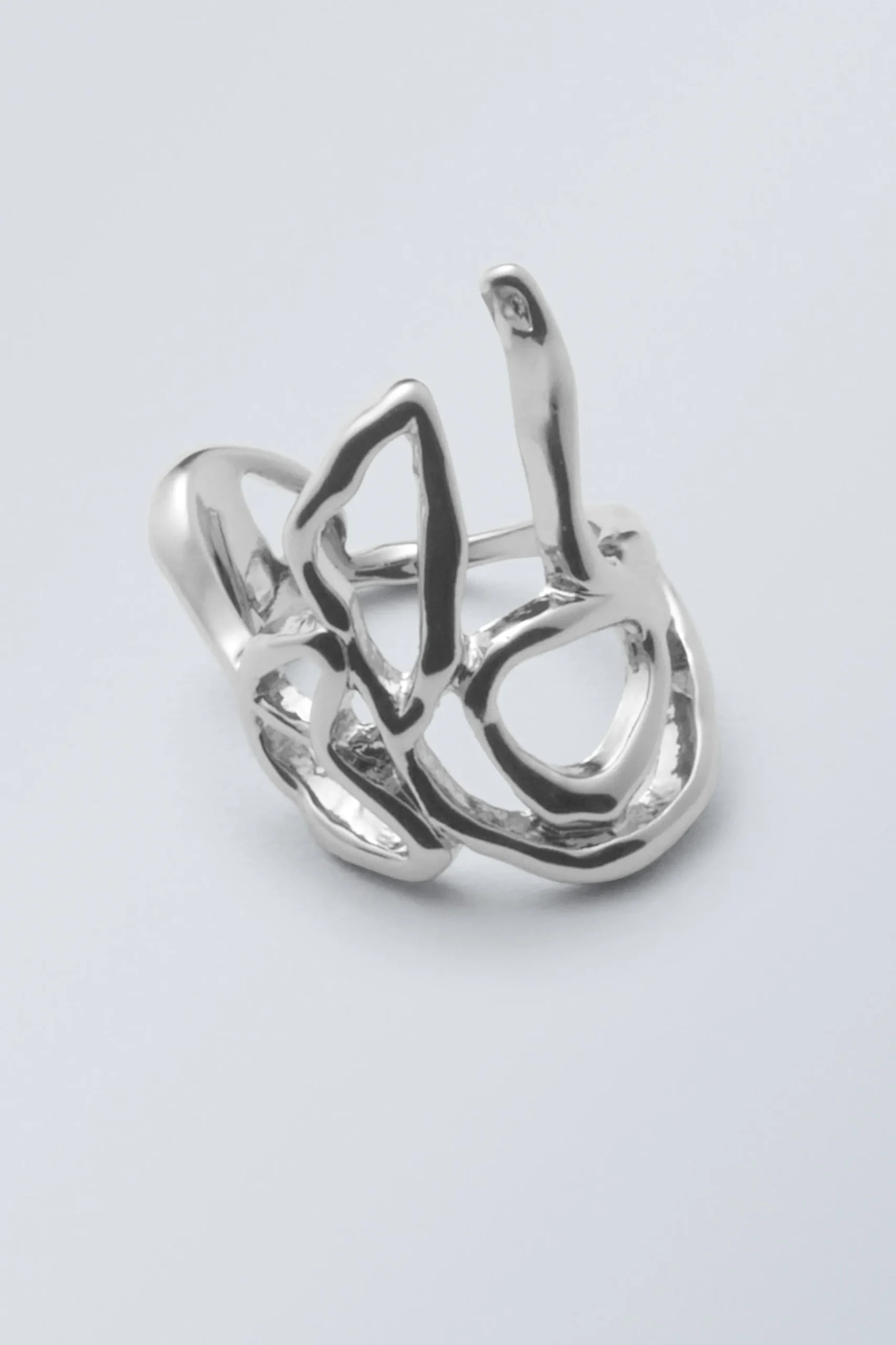Weekday Smycken<ORGANISKT FORMAD RING