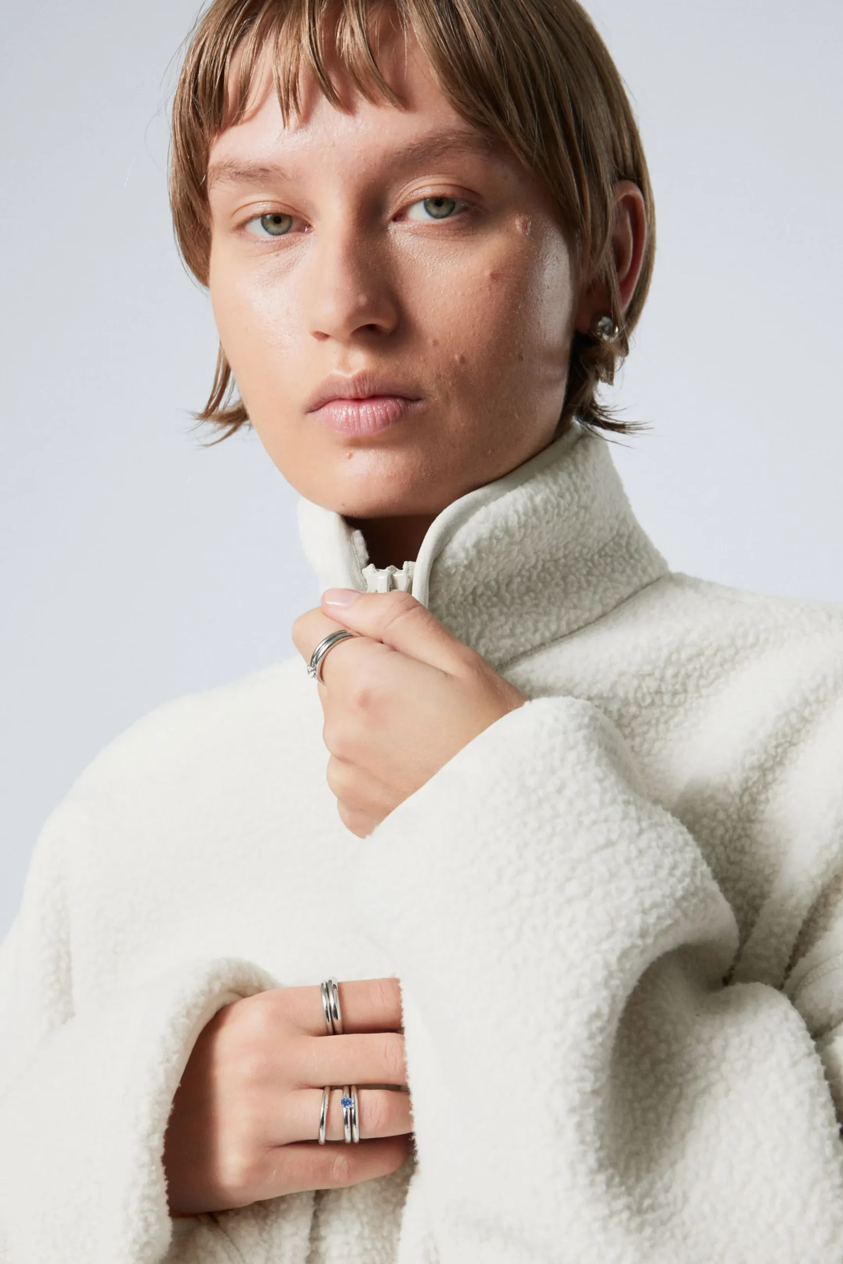 Weekday Sweatshirts<OVERSIZED FLEECE-TRÖJA MED HALV DRAGKEDJA