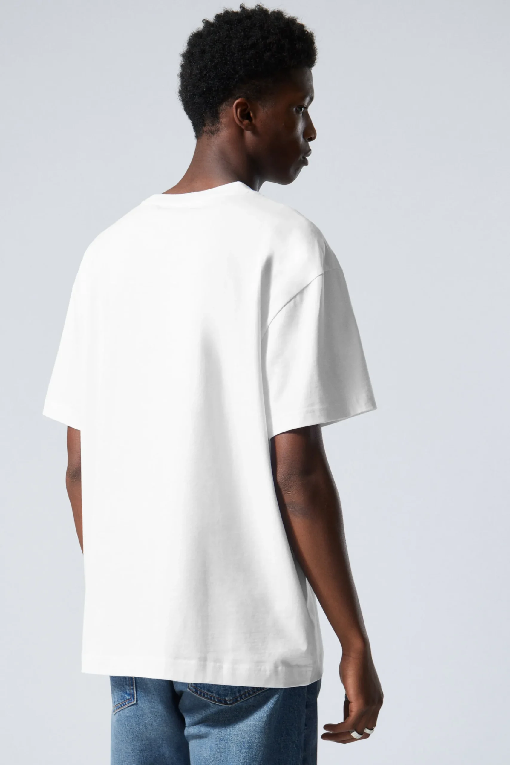 oversized_heavyweight_tshirt_3.webp Weekday Basplagg | T-Shirtar & Toppar<OVERSIZED HEAVYWEIGHT T-SHIRT