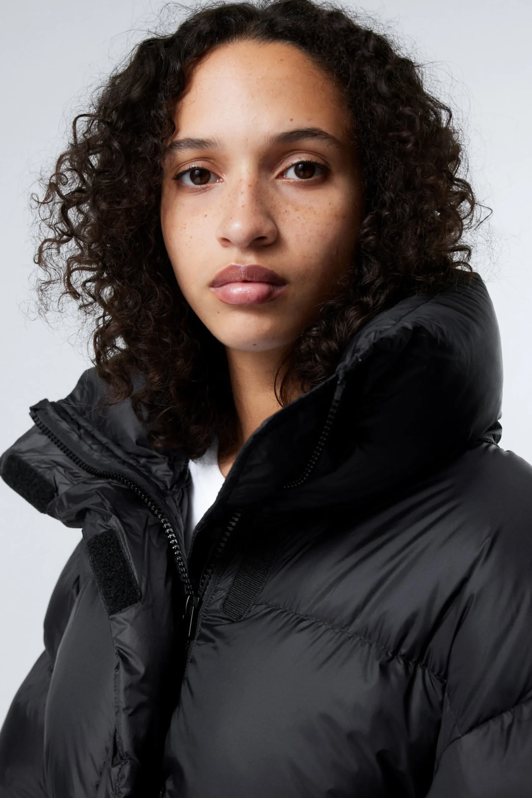 Weekday Jackor & Kappor<OVERSIZED PUFFERJACKA MED ÅTERVUNNET DUN