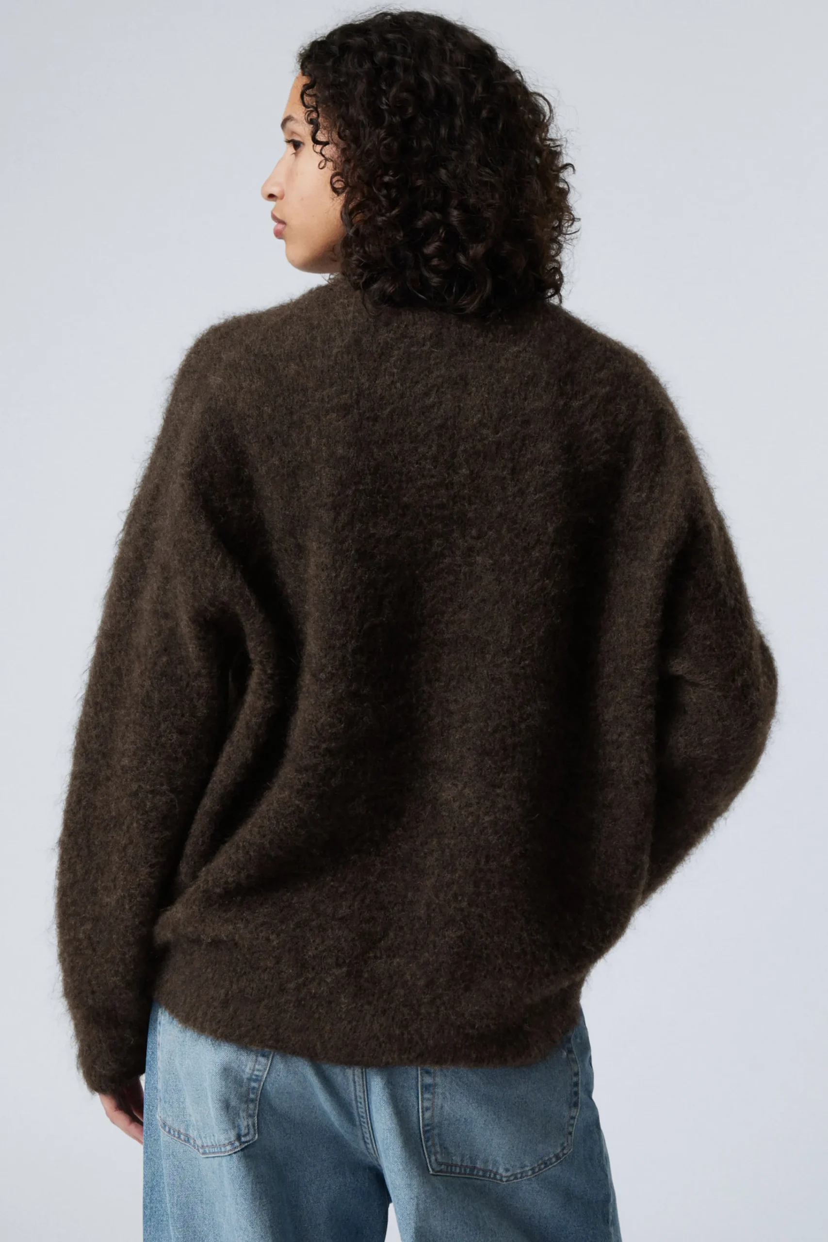 oversized_stickad_trja_i_mohairmix_3-1.webp Weekday Stickat<OVERSIZED STICKAD TRÖJA I MOHAIRMIX