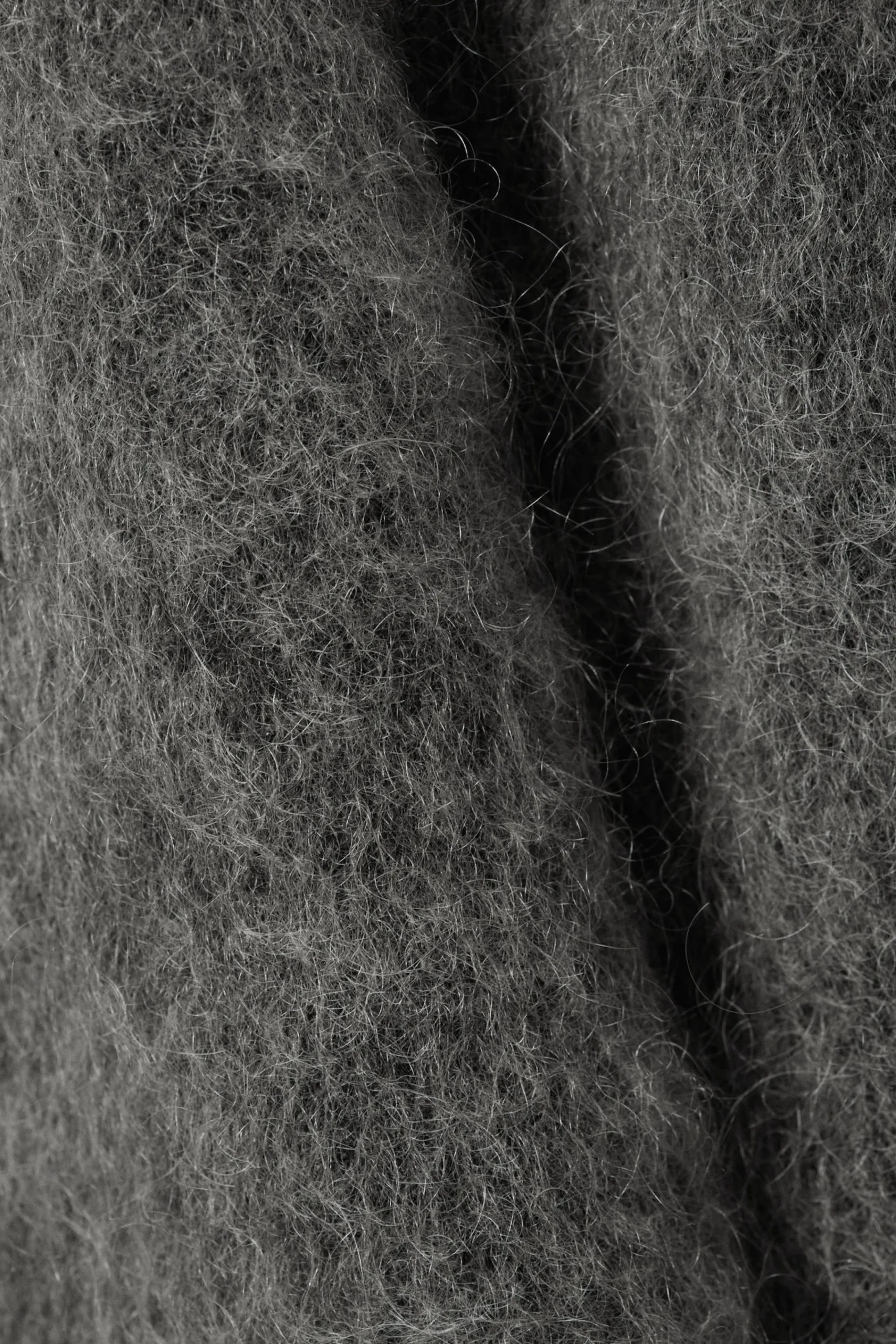 oversized_stickad_trja_i_mohairmix_4.webp Weekday Stickat<OVERSIZED STICKAD TRÖJA I MOHAIRMIX