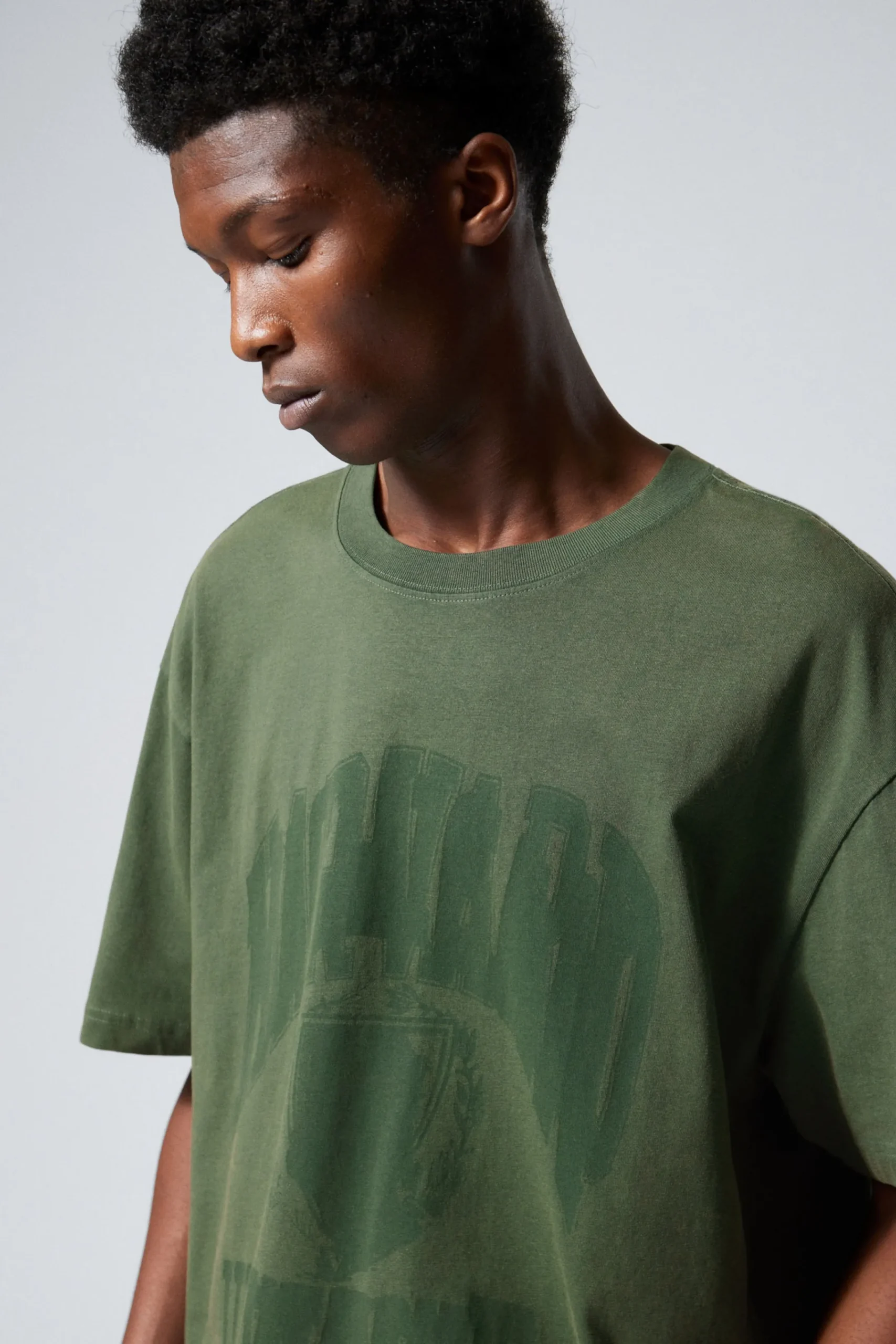 Weekday Graphics | T-Shirtar & Toppar<OVERSIZED T-SHIRT MED GRAFISKT TRYCK