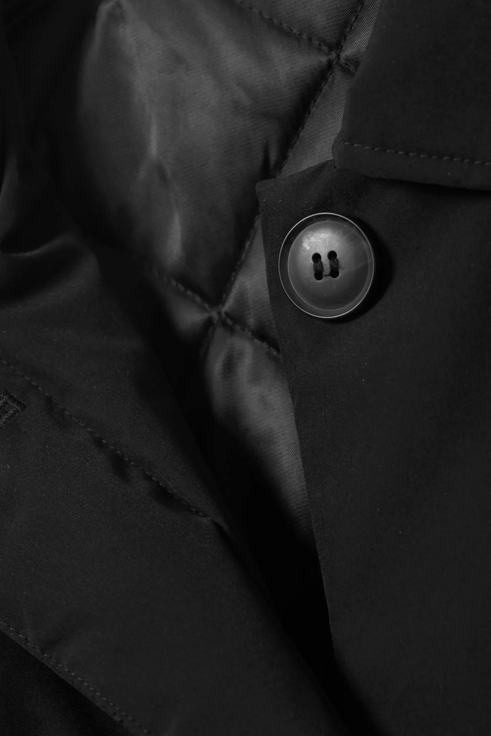 oversized_vadderad_carcoat_4.webp Weekday Jackor & Kappor<OVERSIZED VADDERAD CARCOAT