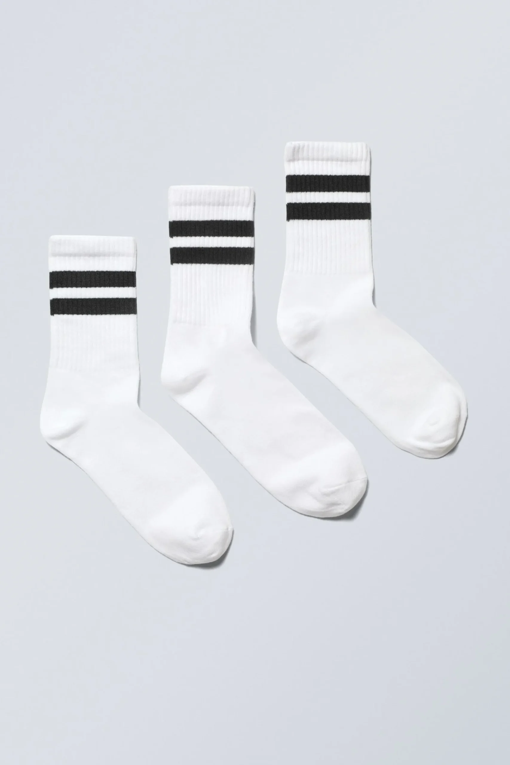 Weekday Strumpor | Strumpor<3-PACK RANDIGA STRUMPOR