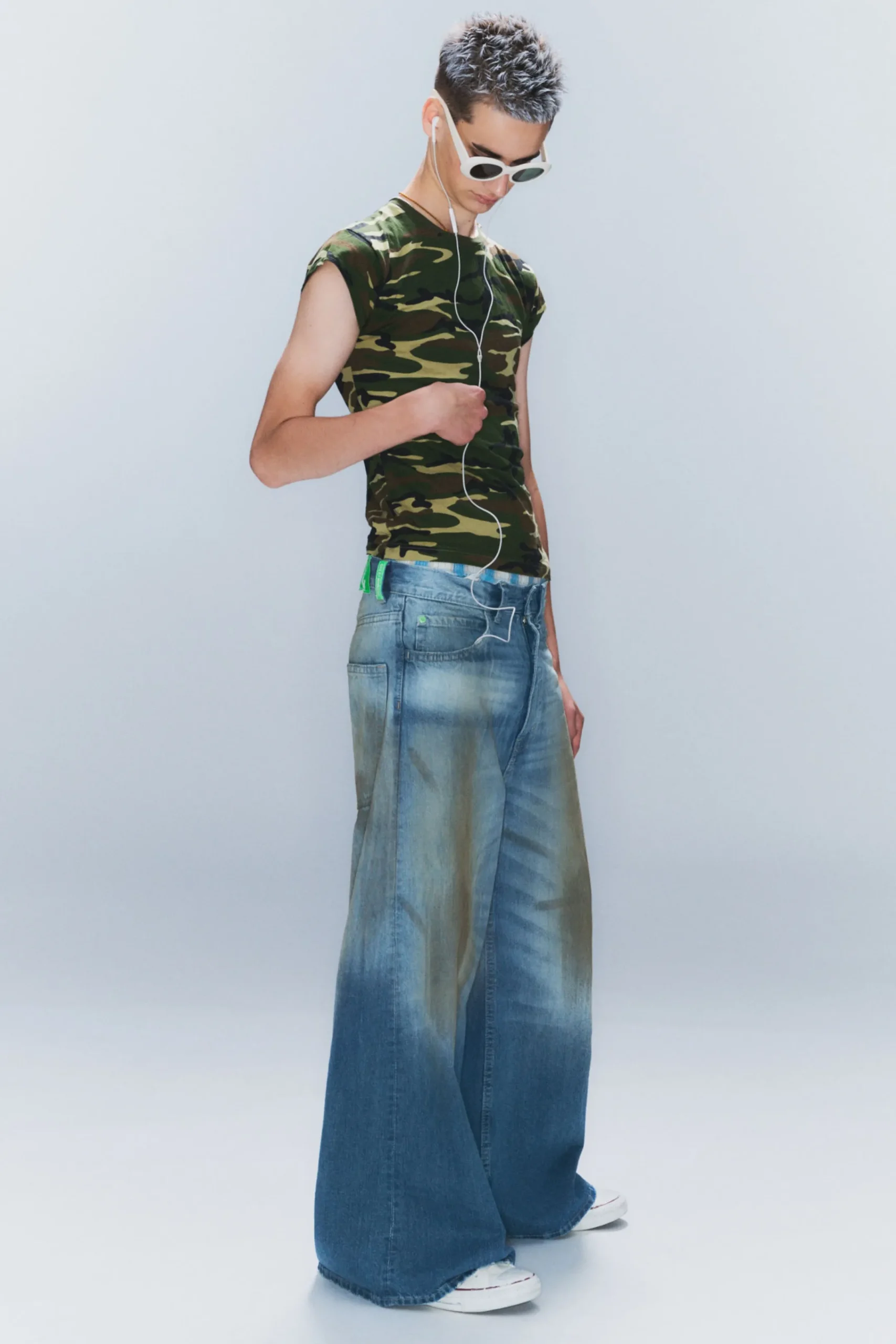 Weekday Jeans<RAD SUPER REGULAR WAIST LOOSE WIDE JEANS