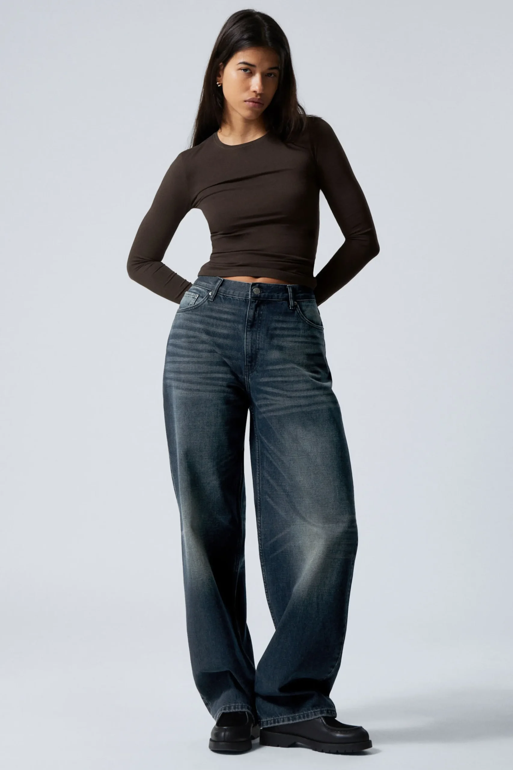 Weekday Jeans<RAIL MID WAIST LOOSE WIDE LEG JEANS