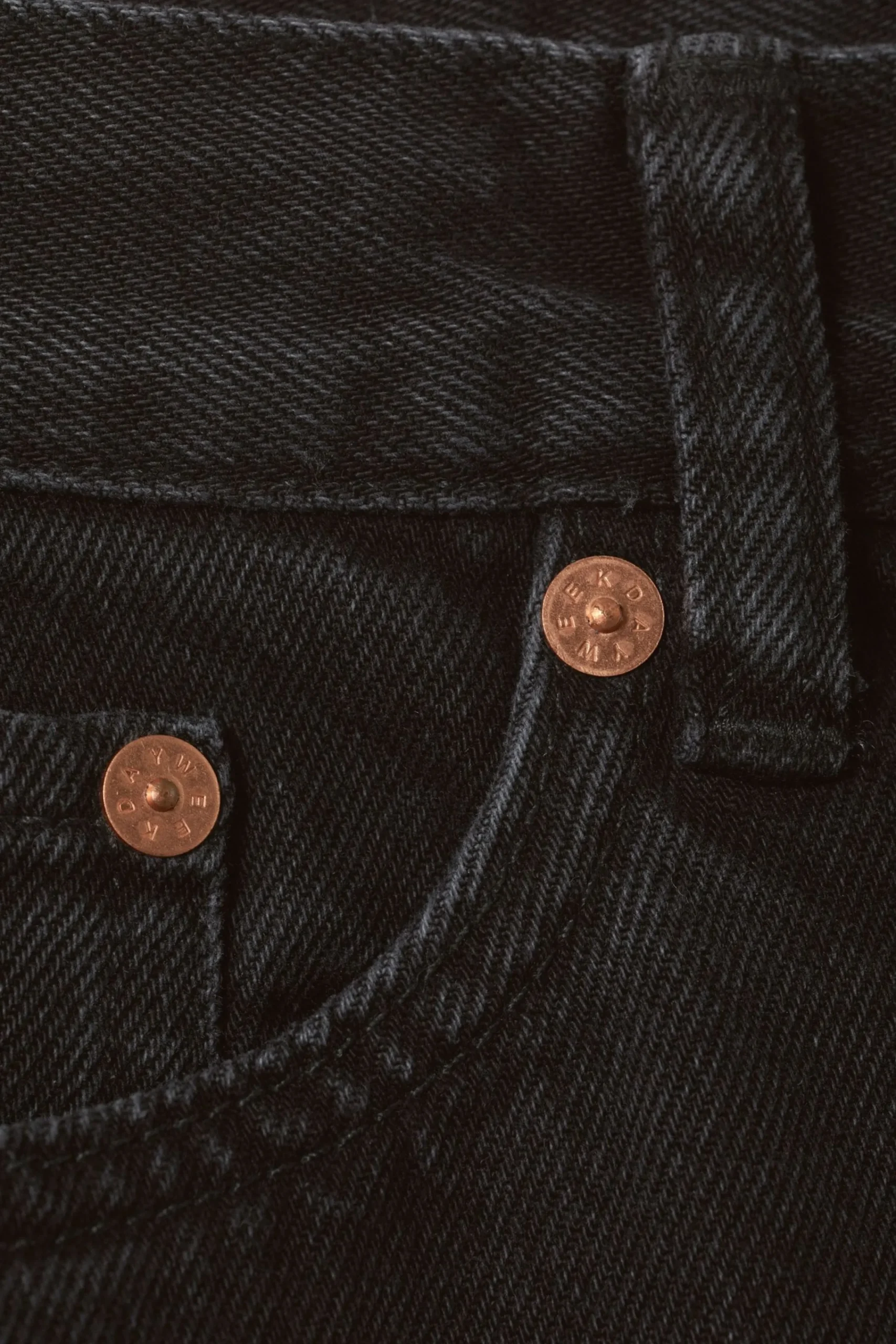 rail_mid_waist_loose_wide_leg_jeans_5-6.webp Weekday Jeans<RAIL MID WAIST LOOSE WIDE LEG JEANS