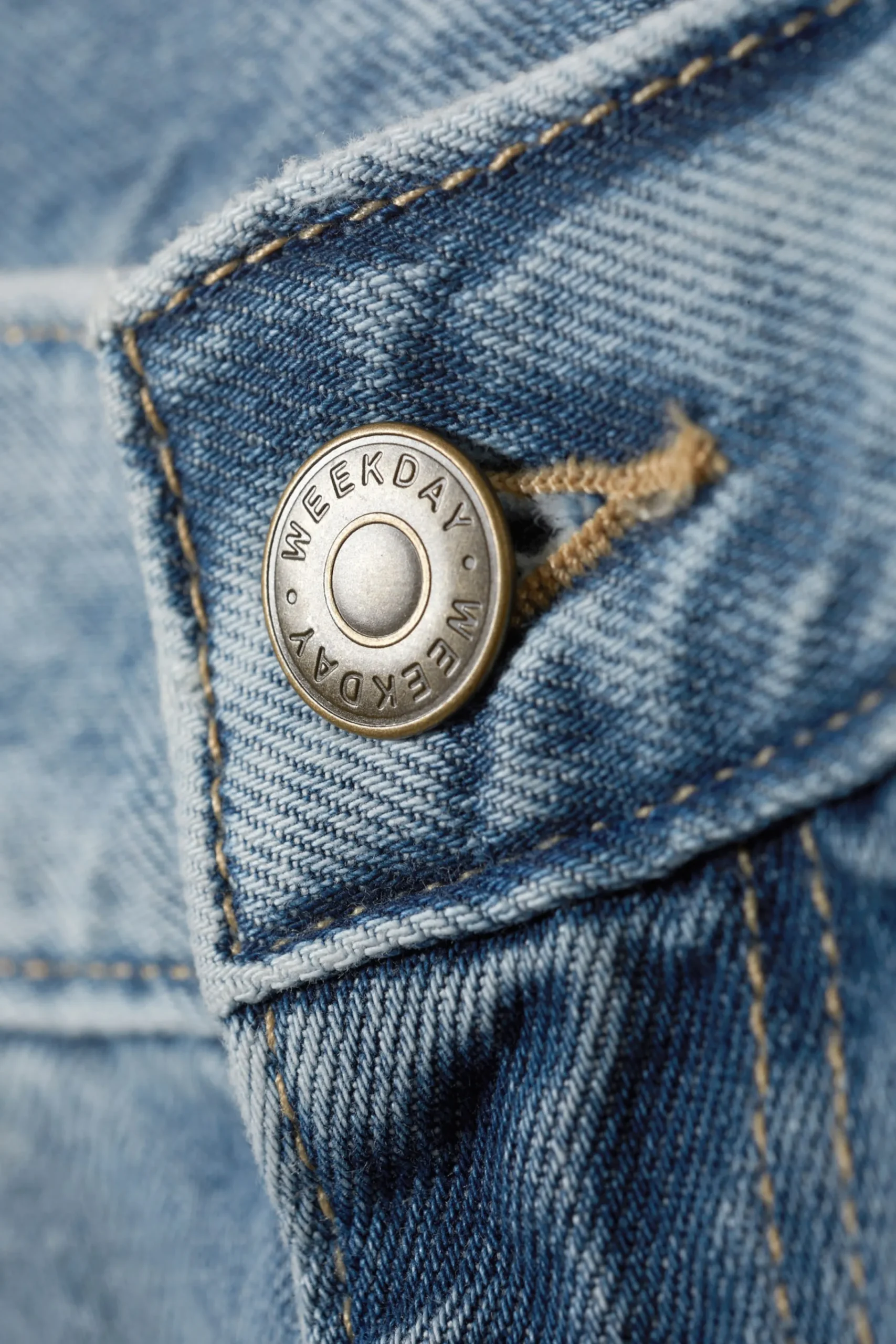 rail_mid_waist_loose_wide_leg_jeans_5.webp Weekday Jeans<RAIL MID WAIST LOOSE WIDE LEG JEANS
