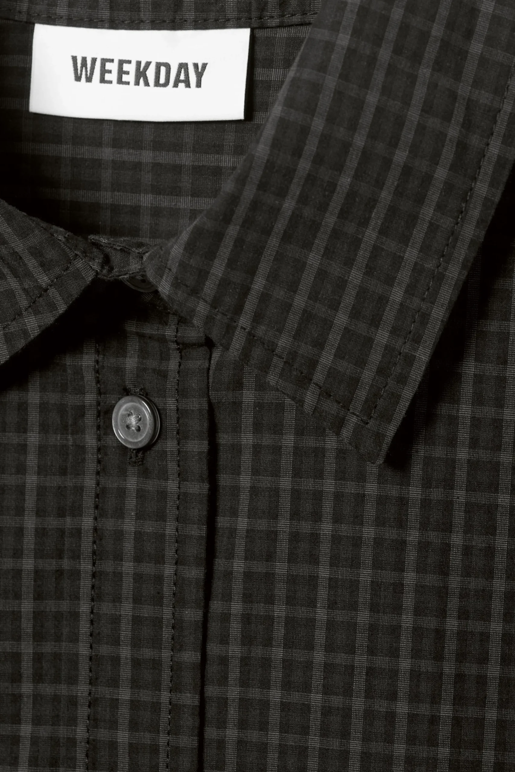 regular_poplin_shirt_4.webp Weekday Blusar & Skjortor<REGULAR POPLIN SHIRT