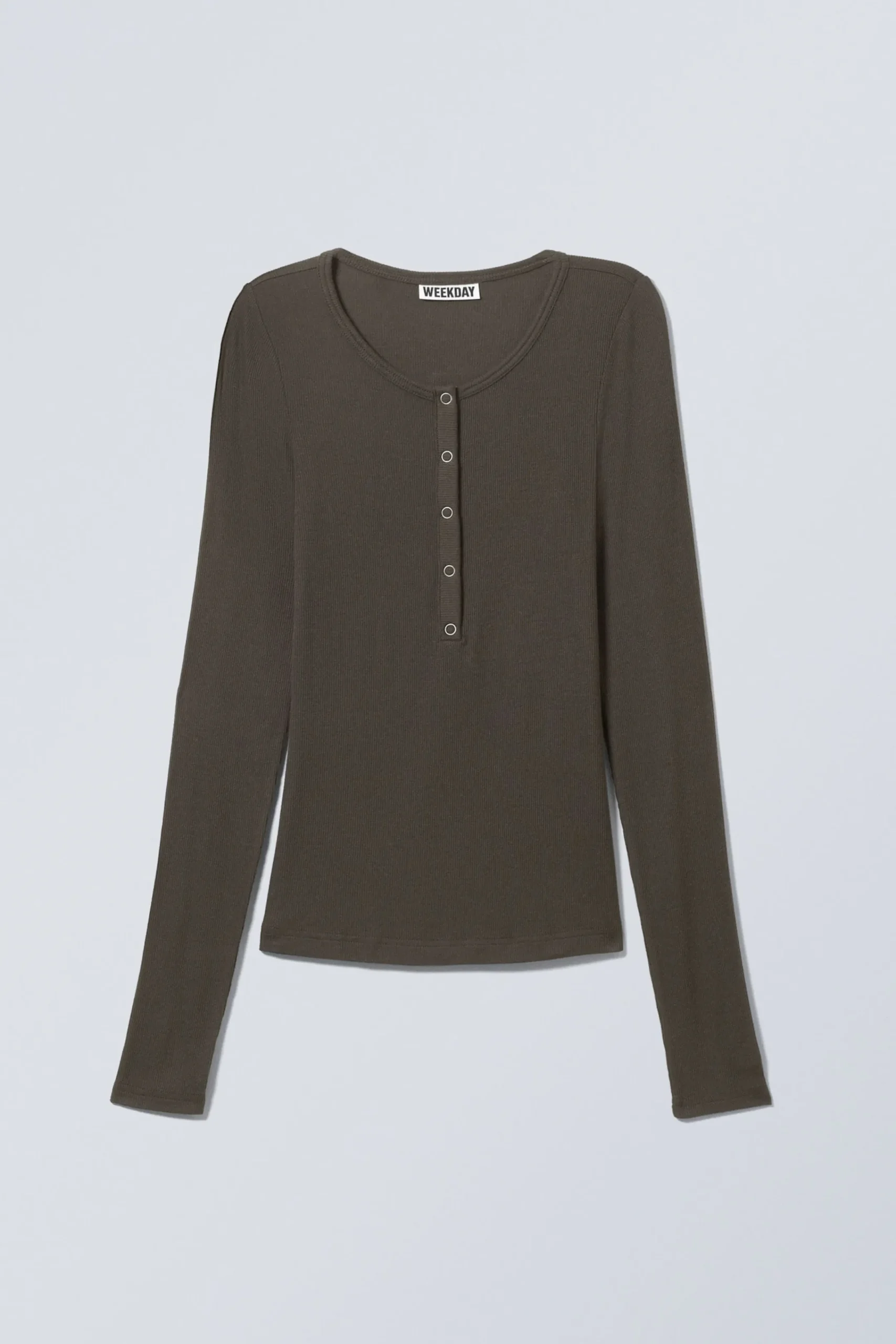 Weekday Toppar<RIBBSTICKAD LÅNGÄRMAD HENLEY-TRÖJA