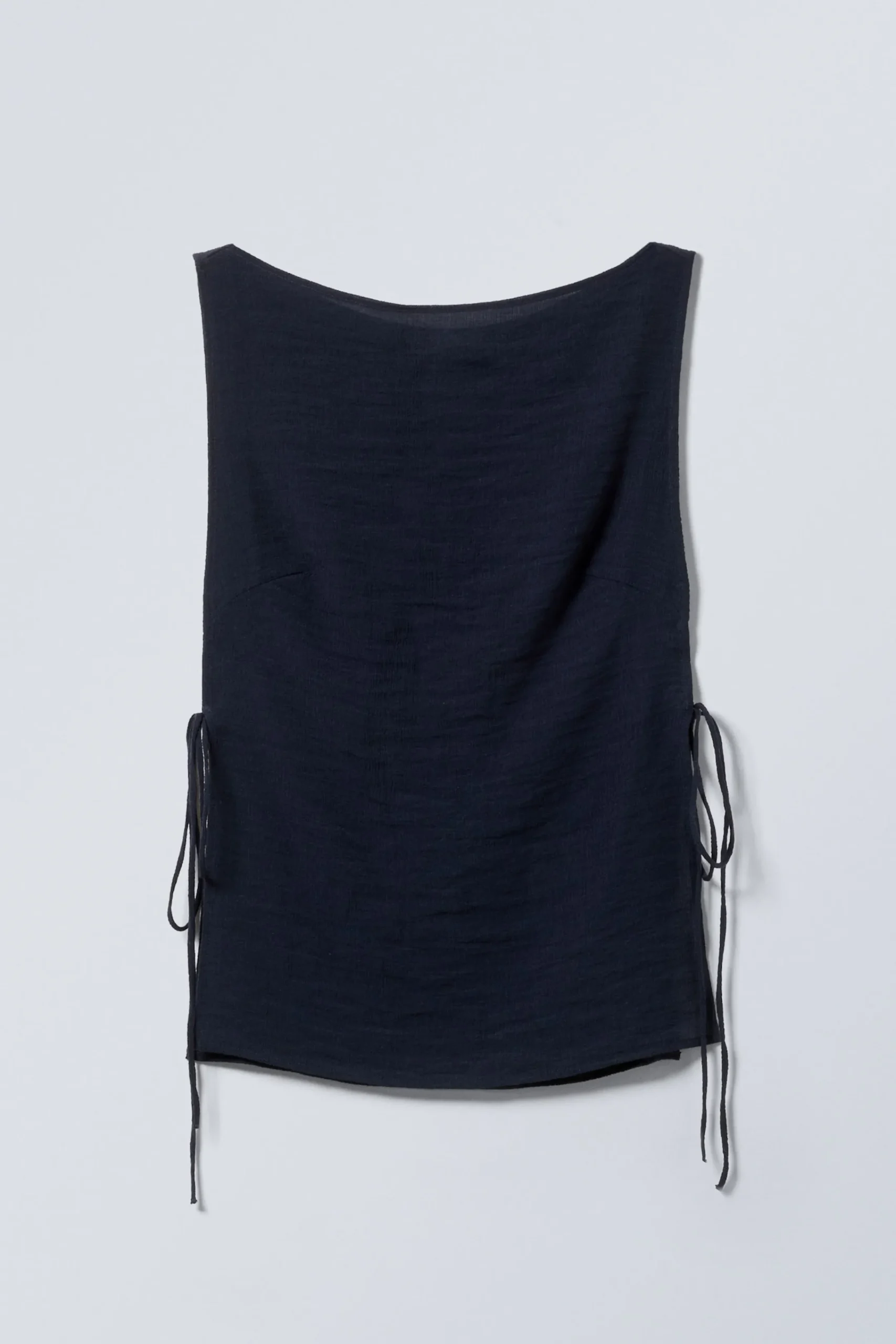 Weekday Toppar<ÄRMLÖS BOAT-NECK KNYT-TOPP