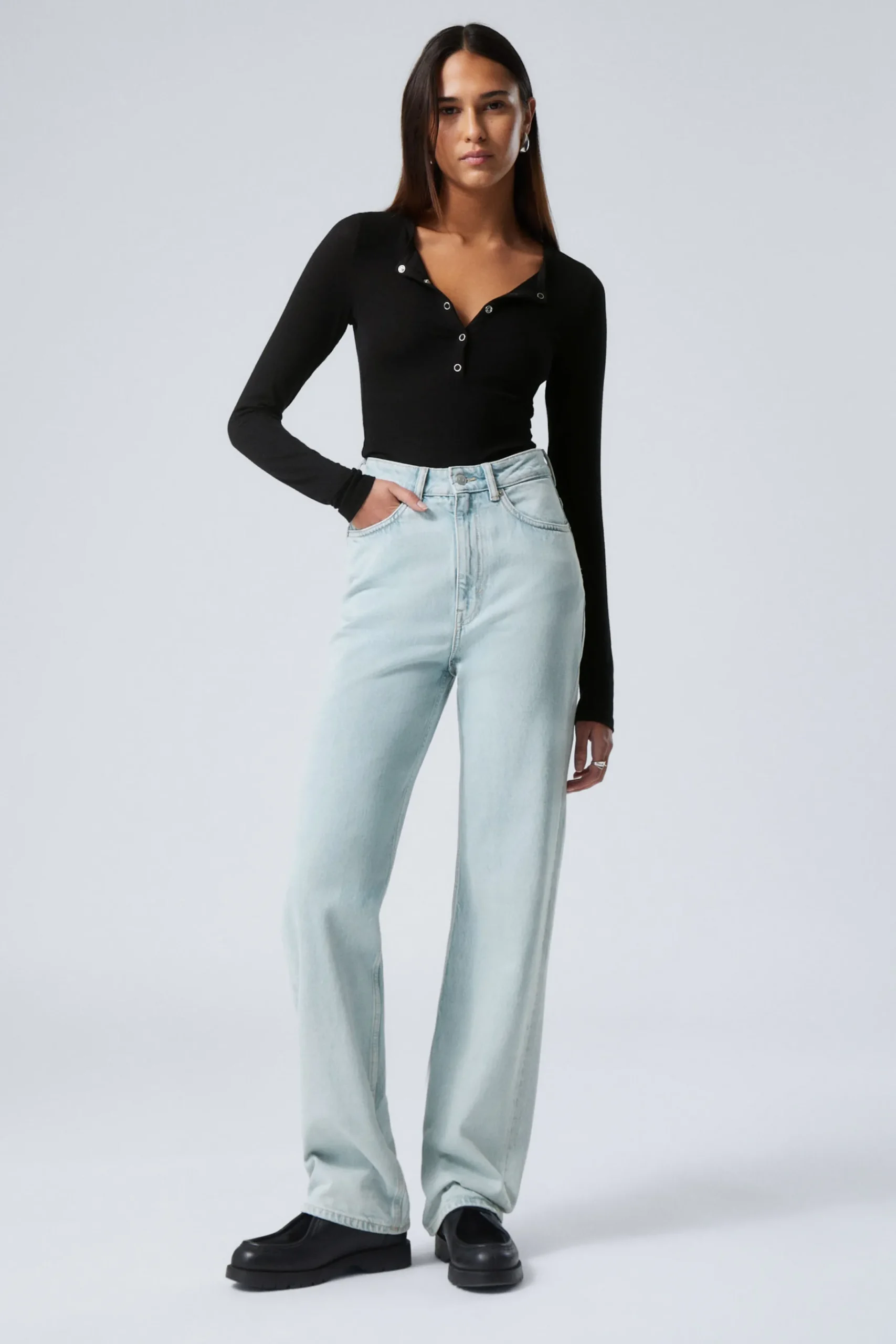 Weekday Jeans<ROWE SUPER HIGH WAISTED REGULAR STRAIGHT LEG JEANS