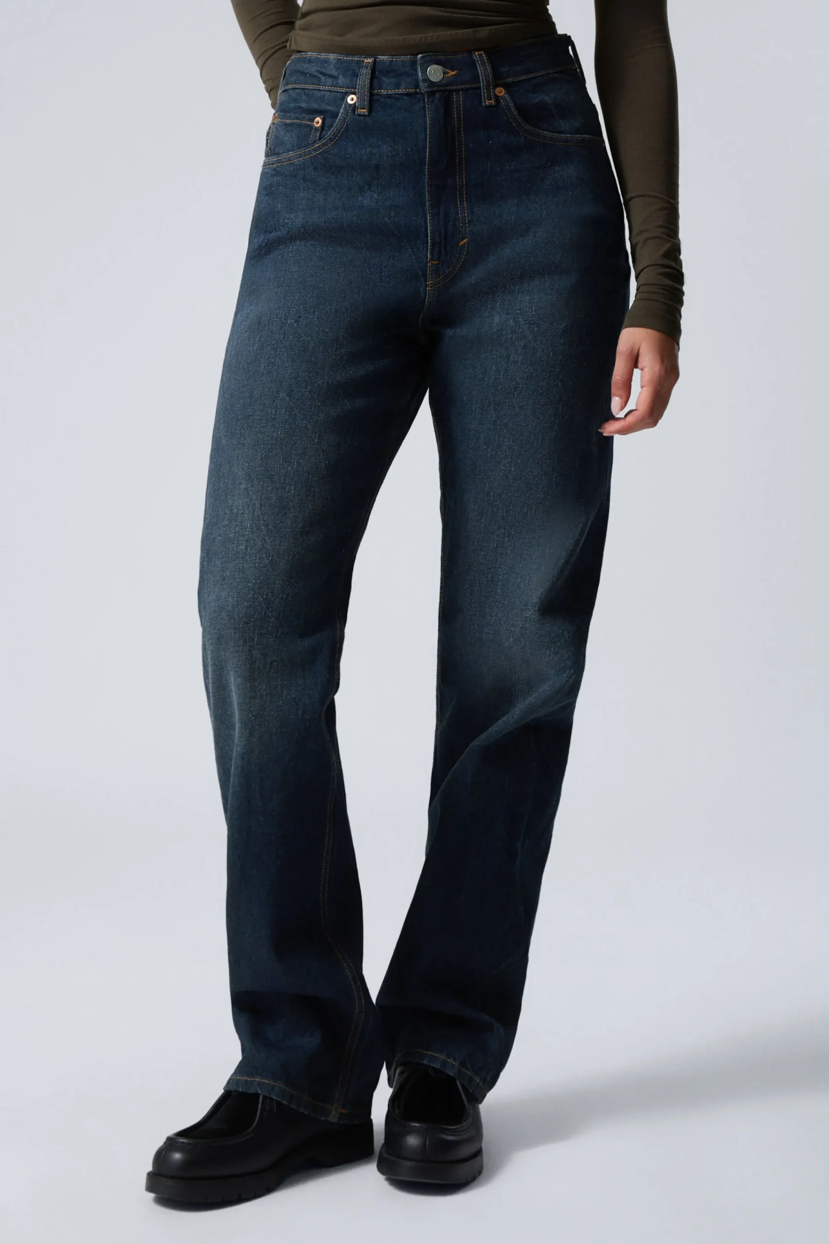 Weekday Jeans<ROWE SUPER HIGH WAISTED REGULAR STRAIGHT LEG JEANS
