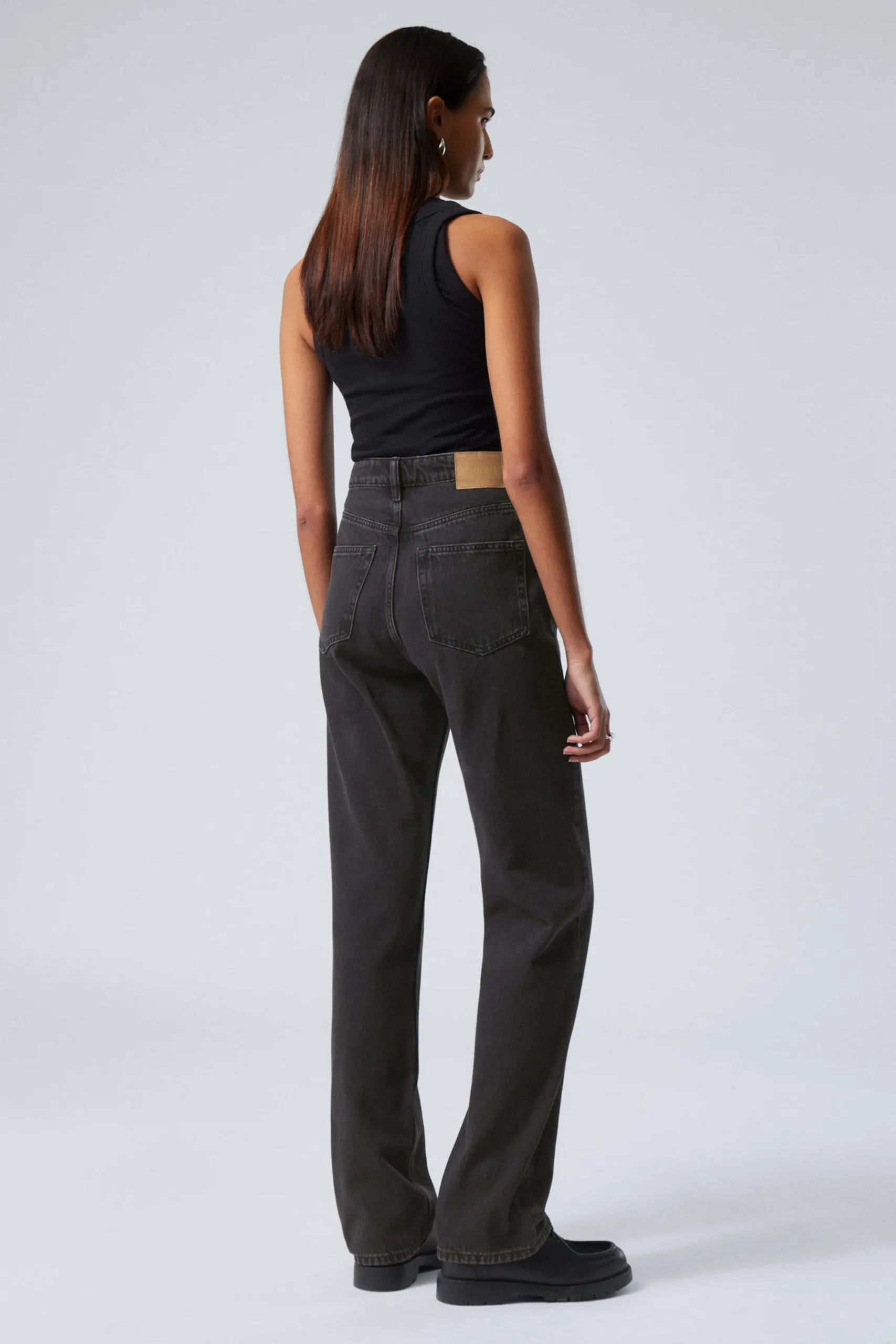 rowe_super_high_waisted_regular_straight_leg_jeans_4.webp Weekday Jeans<ROWE SUPER HIGH WAISTED REGULAR STRAIGHT LEG JEANS