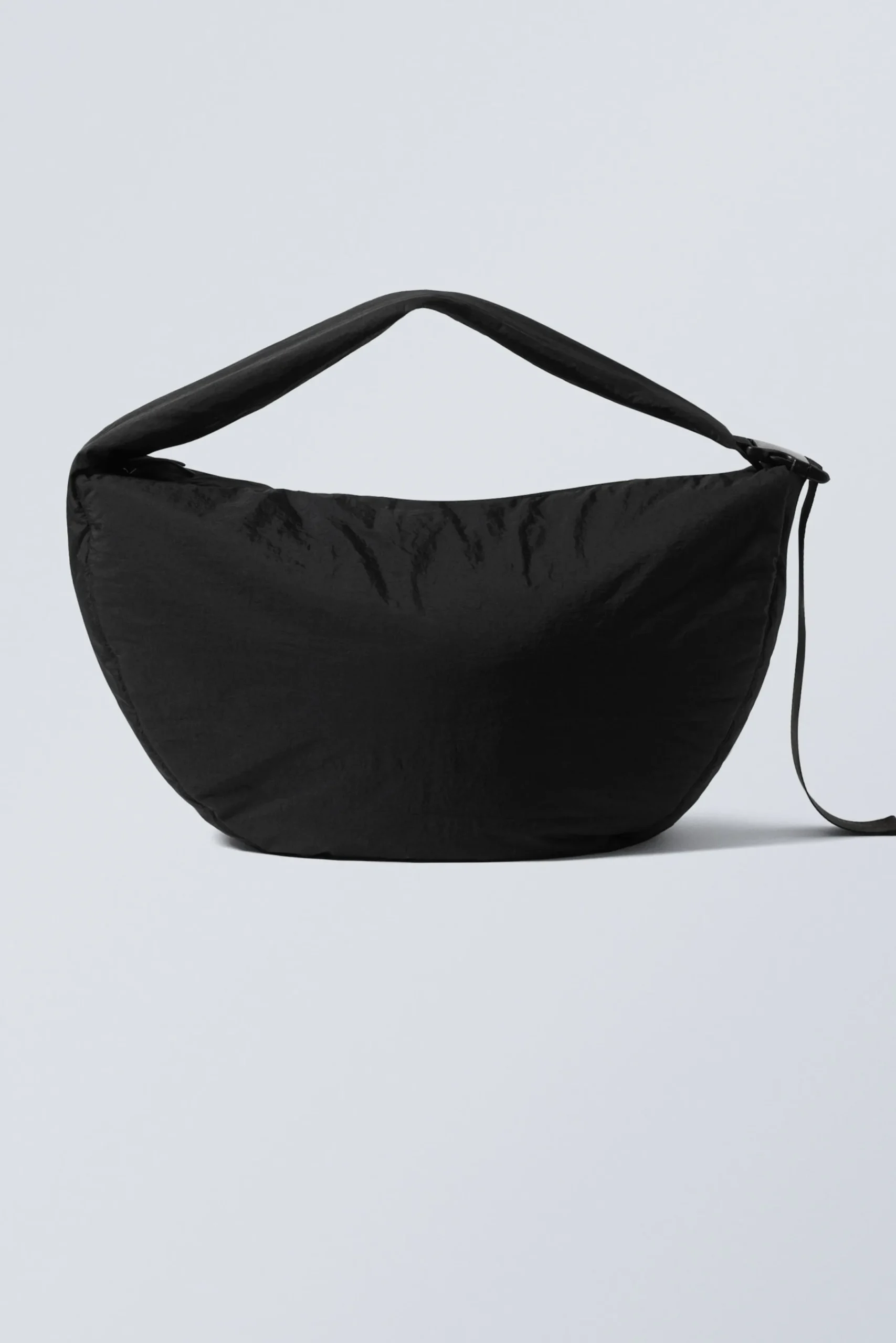 Weekday Väskor | Väskor<SAMIR STOR VADDERAD CROSSBODY-VÄSKA