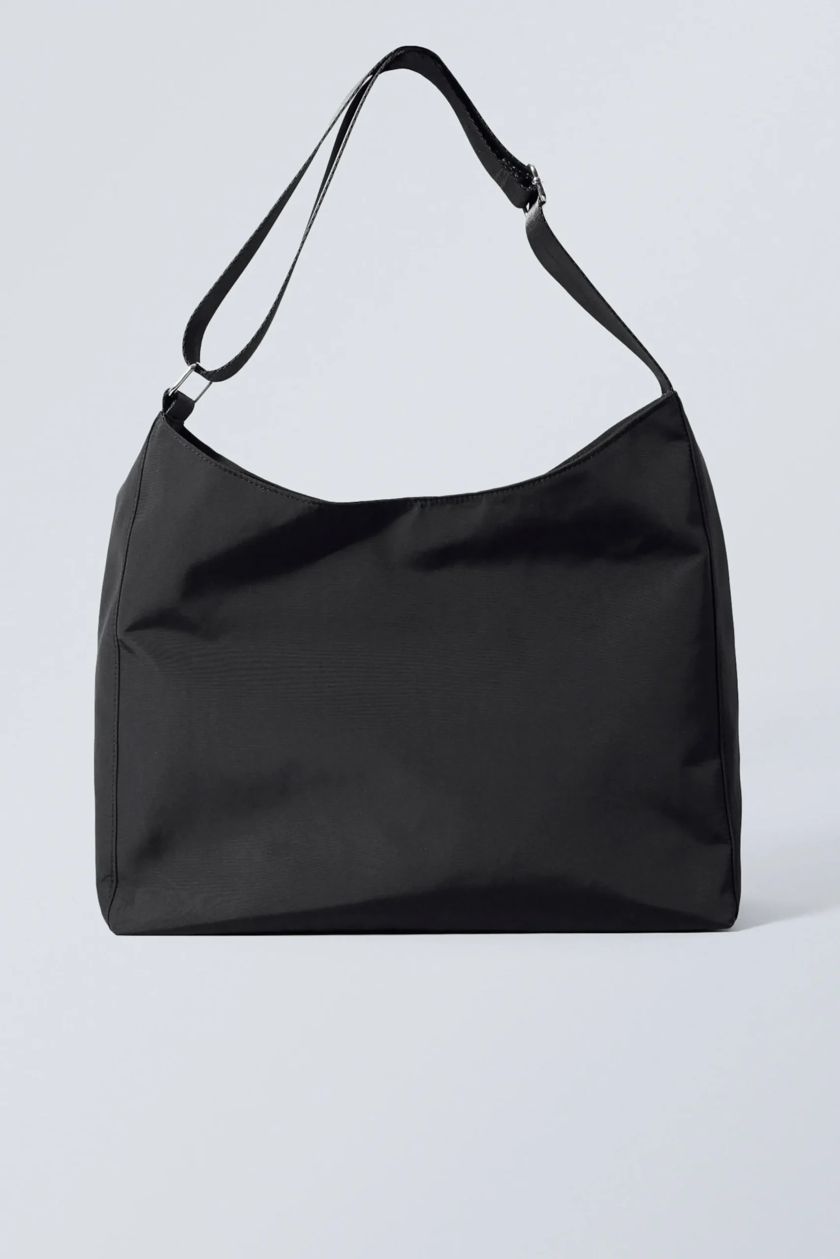 Weekday Väskor<SHOPPER