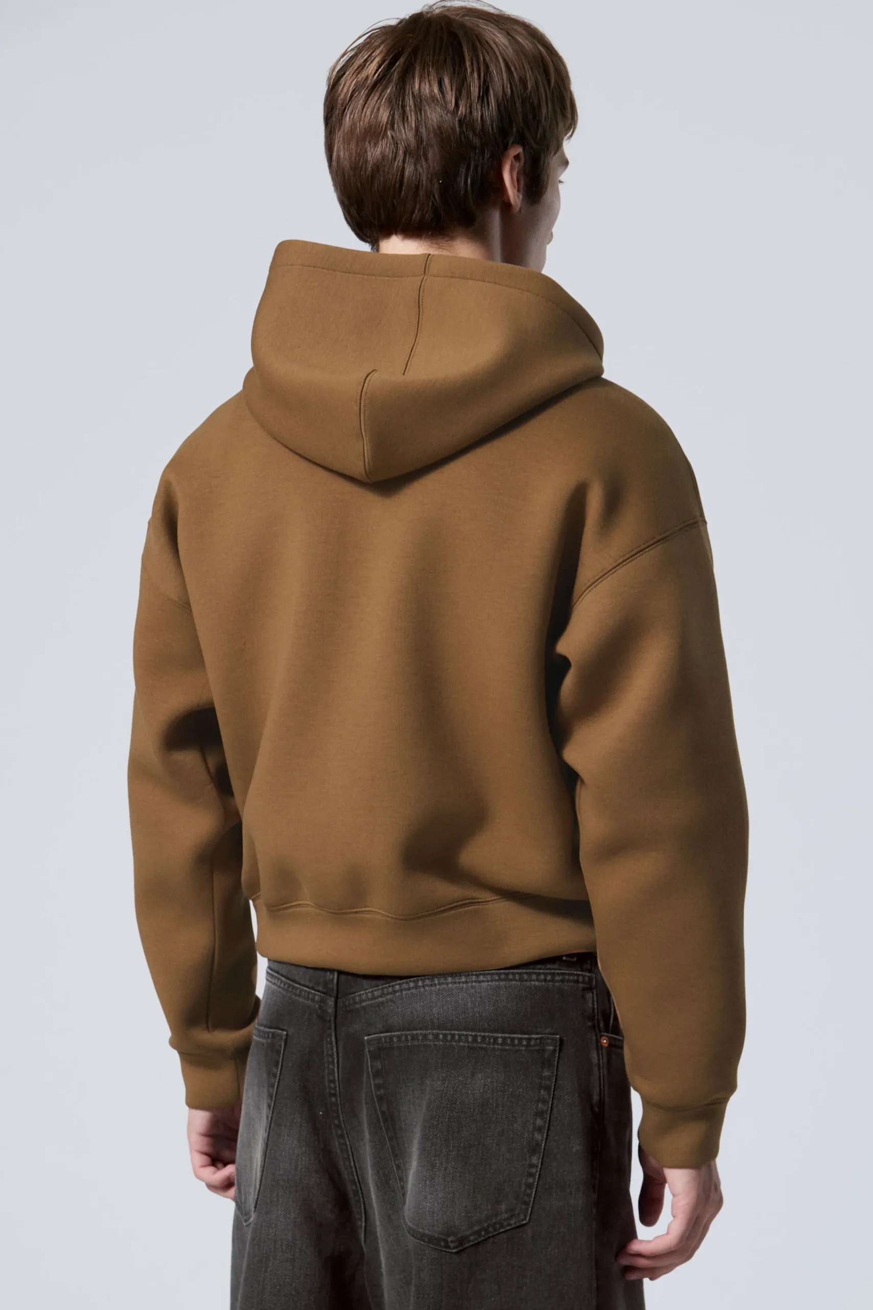 simon_scuba_hoodie_med_dragkedja_3-4.webp Weekday Hoodies<SIMON SCUBA HOODIE MED DRAGKEDJA