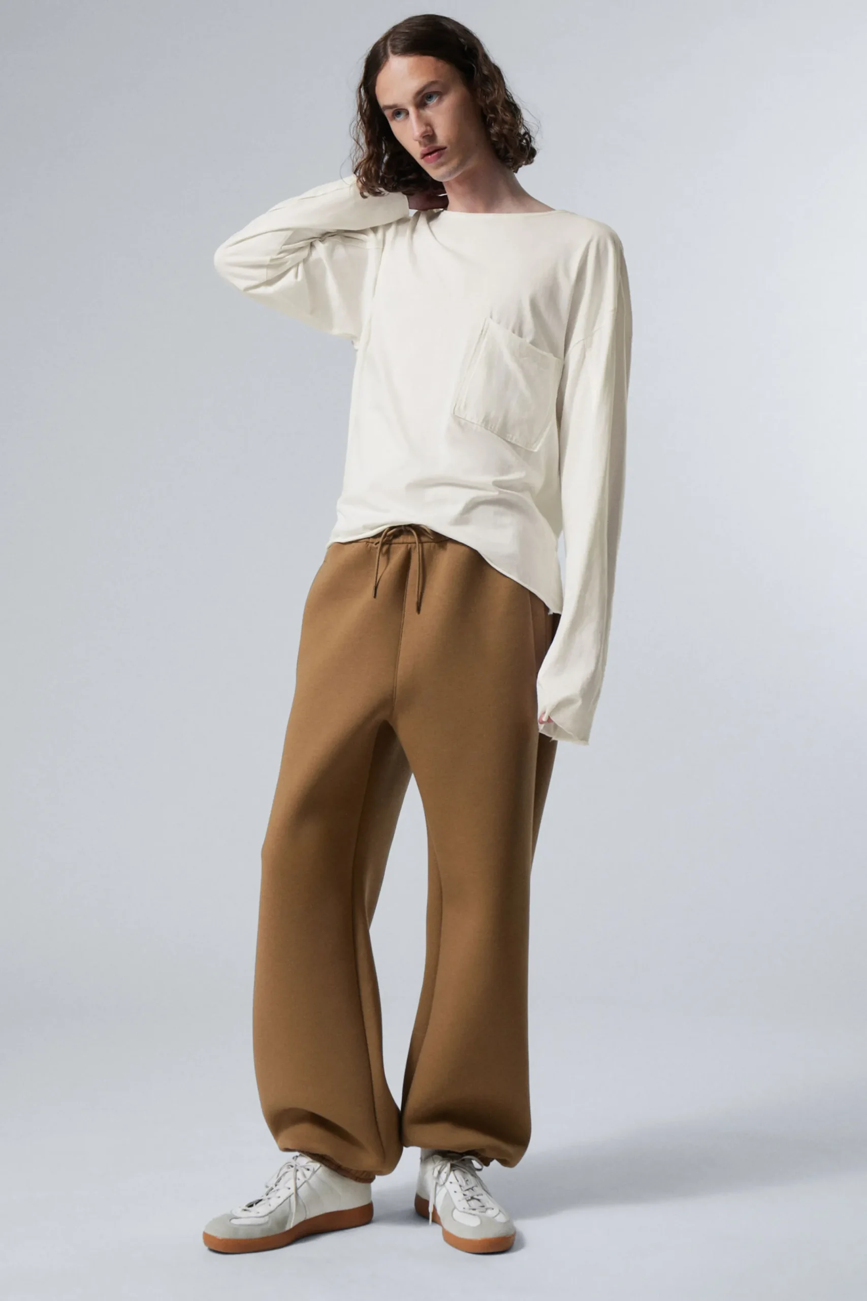 Weekday Byxor<SIMON SCUBA SWEATPANTS